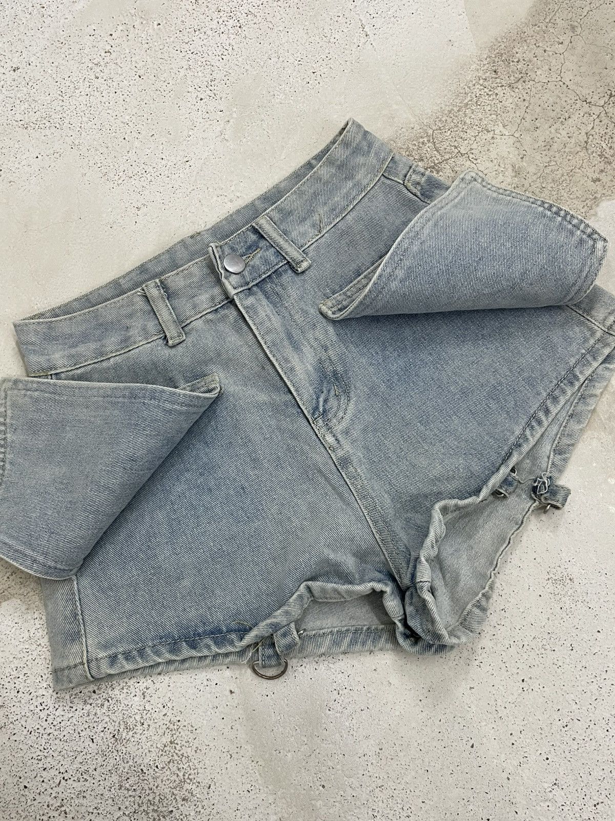 Japanese Brand Light Blue Tactical Women Short Size 25" / US 0 / IT 36 - 7 Thumbnail