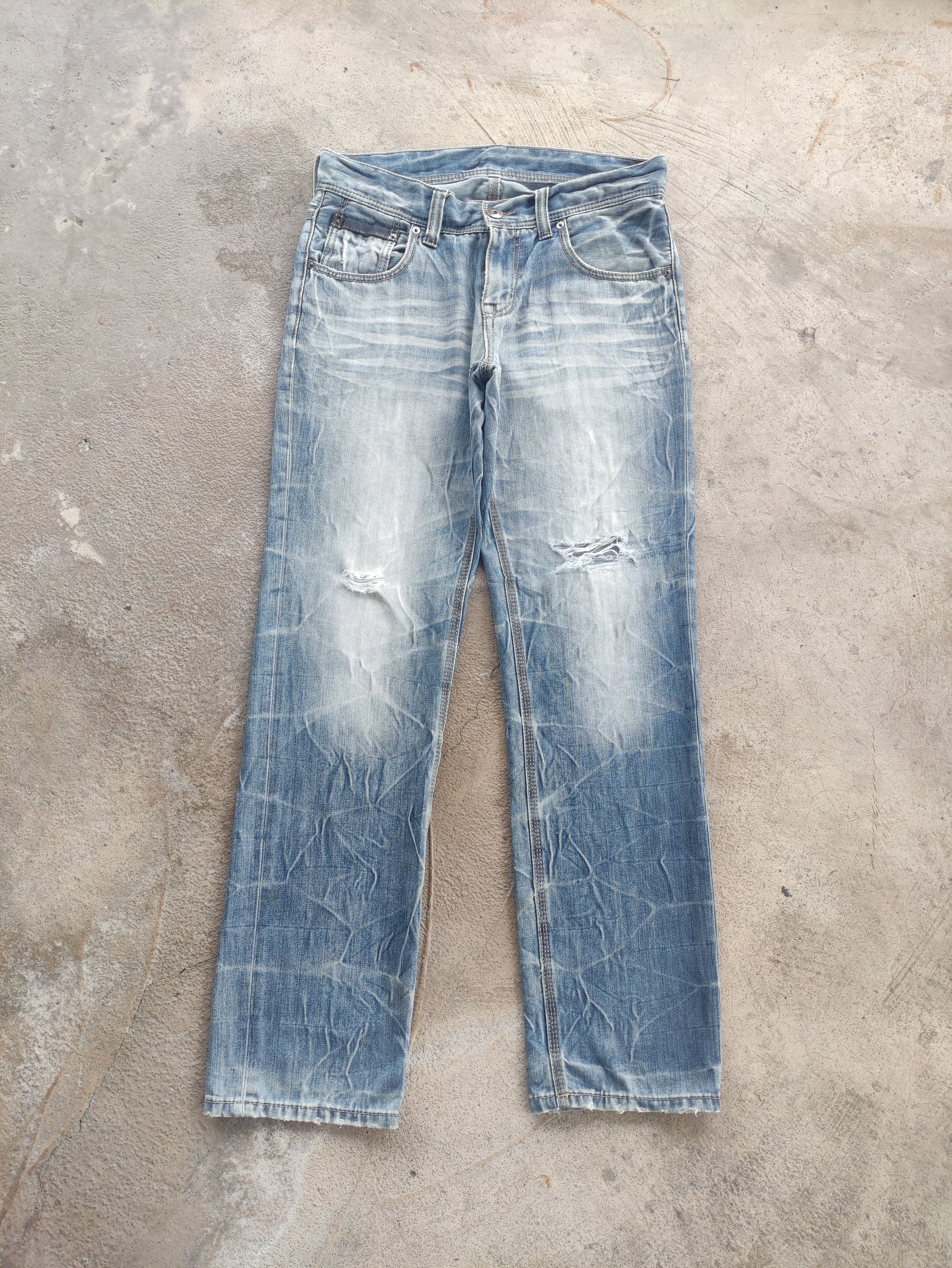 Japanese Brand Vintage Japanese Jean Distressed Faded Denim Pants Size US 34 / EU 50 - 1 Thumbnail