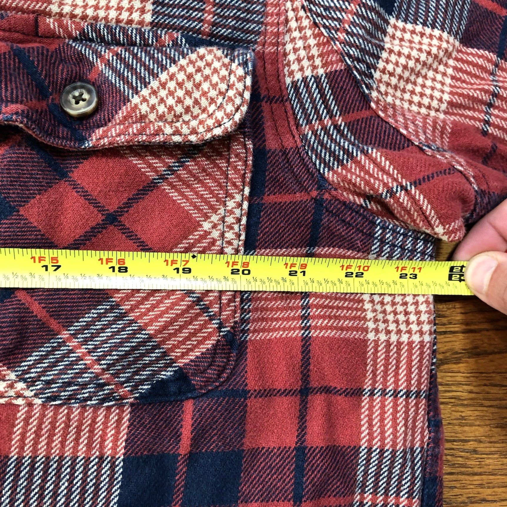 CO Duluth Trim Fit Flannel Shirt Mens Button-Down Plaid Red Blue Size US L / EU 52-54 / 3 - 6 Thumbnail