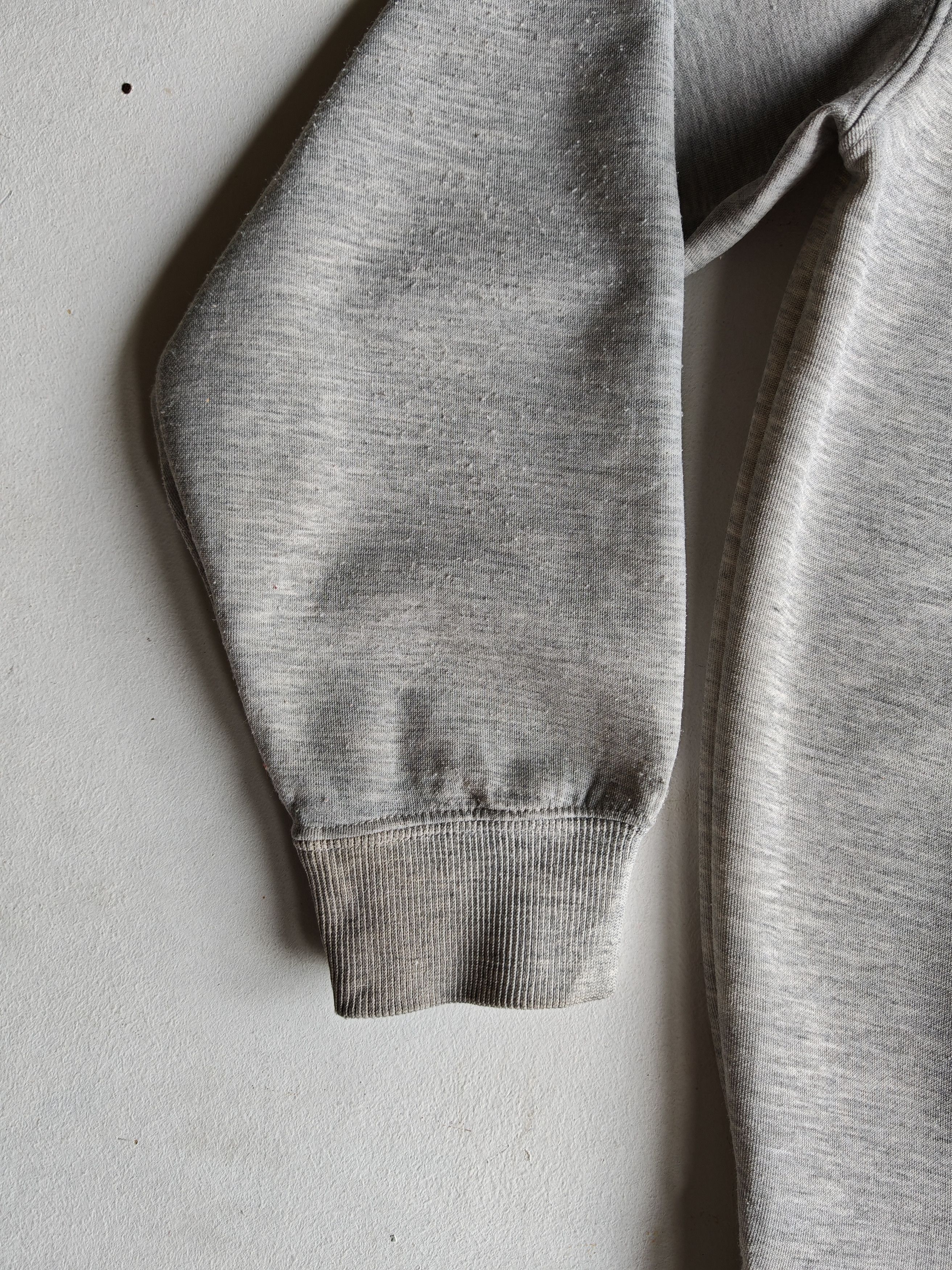 Japanese Brand Rare!!! ELF Small Logo Sweatshirt Size US M / EU 48-50 / 2 - 6 Thumbnail
