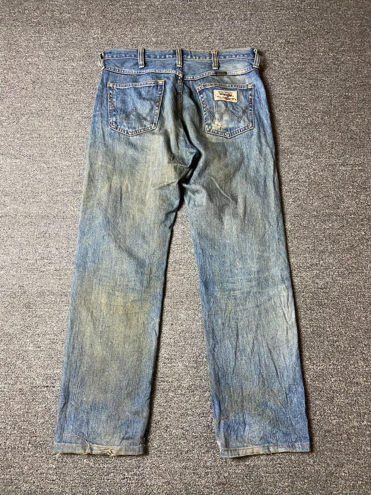 Japanese Brand × Vintage × Wrangler Vintage WRANGLER Distressed Denim Jeans (128) Size US 32 / EU 48 - 2 Thumbnail