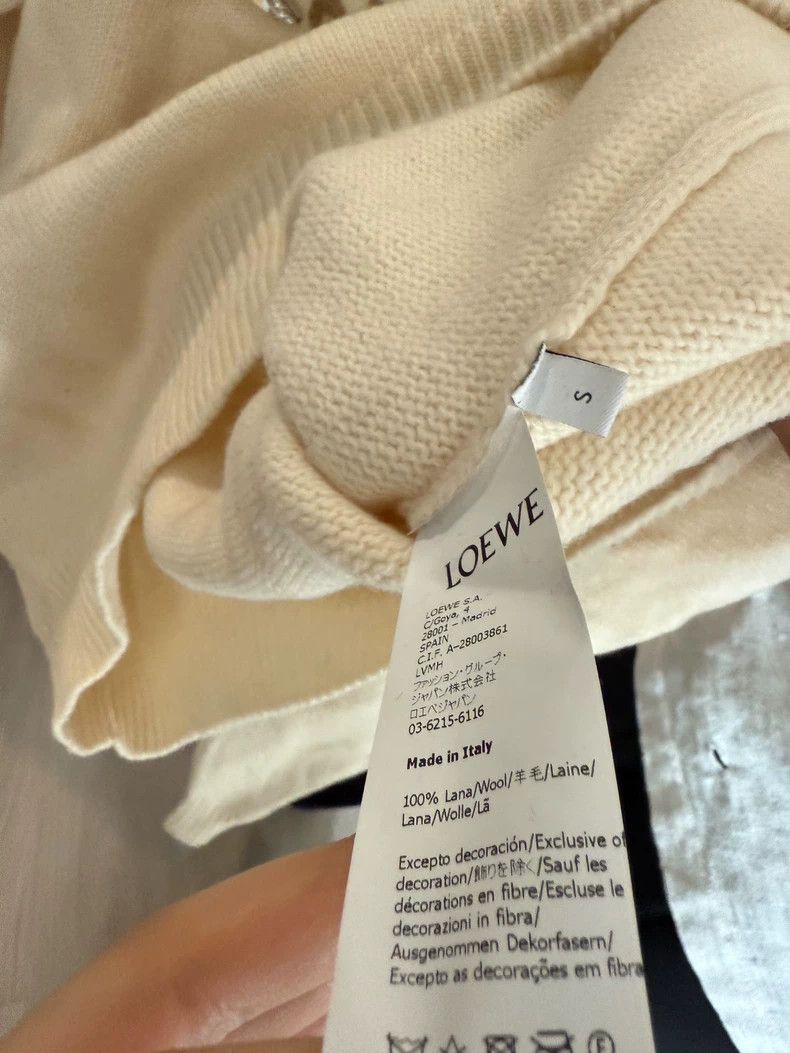 Loewe LOEWE woollen sweater, Size S / US 4 / IT 40 - 7 Thumbnail