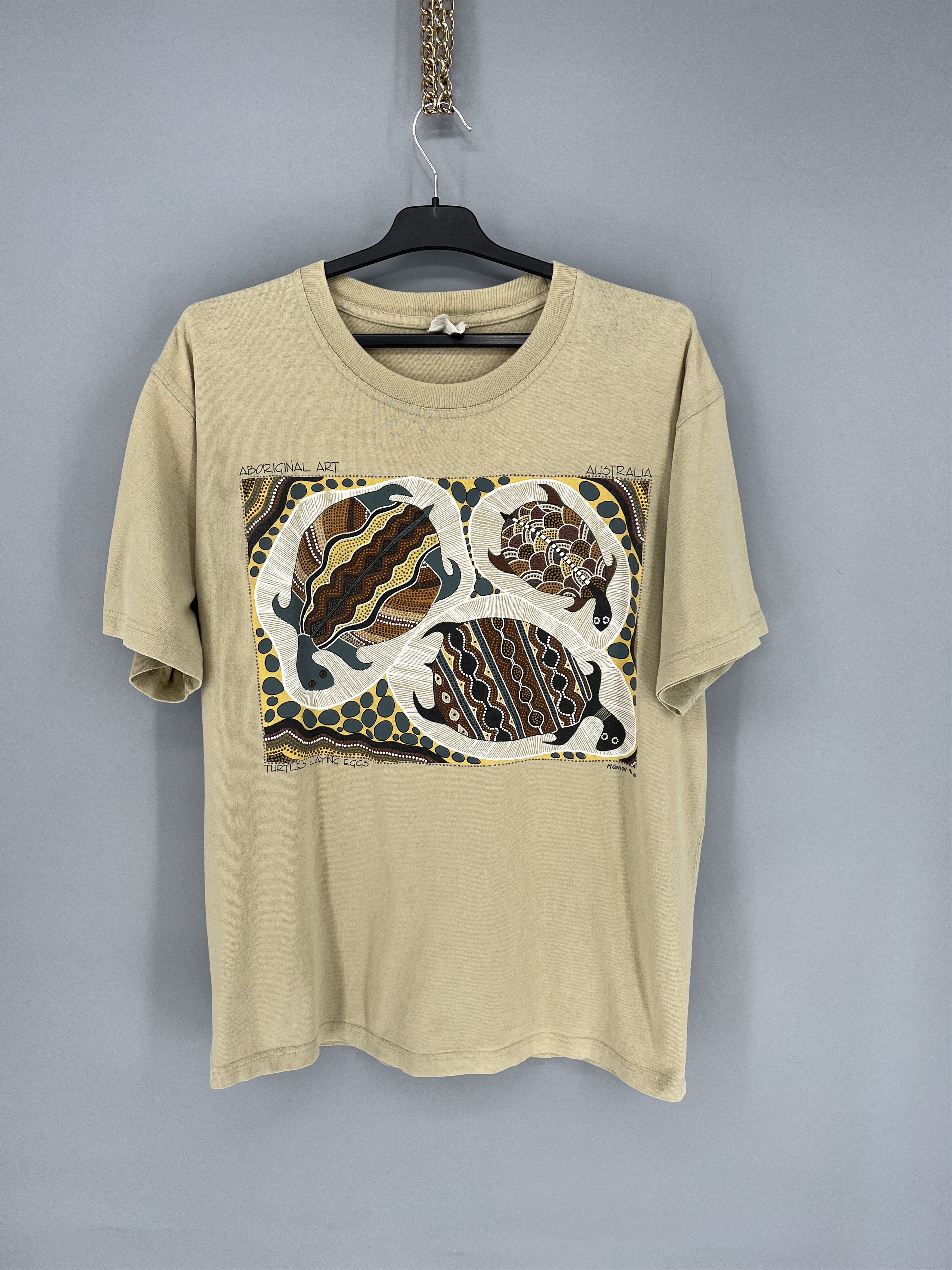 Vintage Vintage 1991 Max Conlon Turtles Laying Eggs Aboriginal Art Size US XL / EU 56 / 4 - 1 Thumbnail