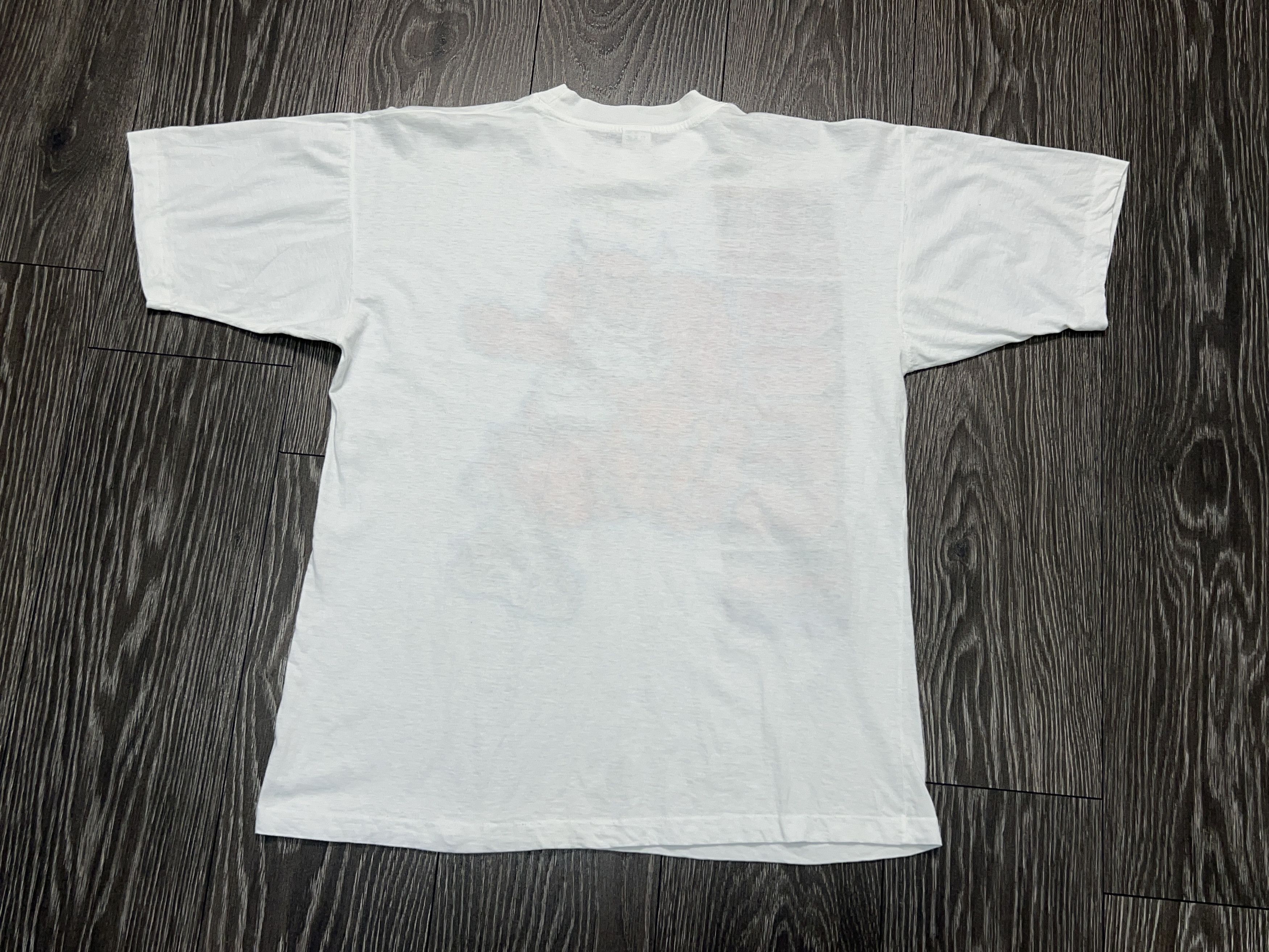 Vintage 1990s NBA Chicago Bulls Basketball Big Logo T Shirt White XL Size US XL / EU 56 / 4 - 9 Thumbnail