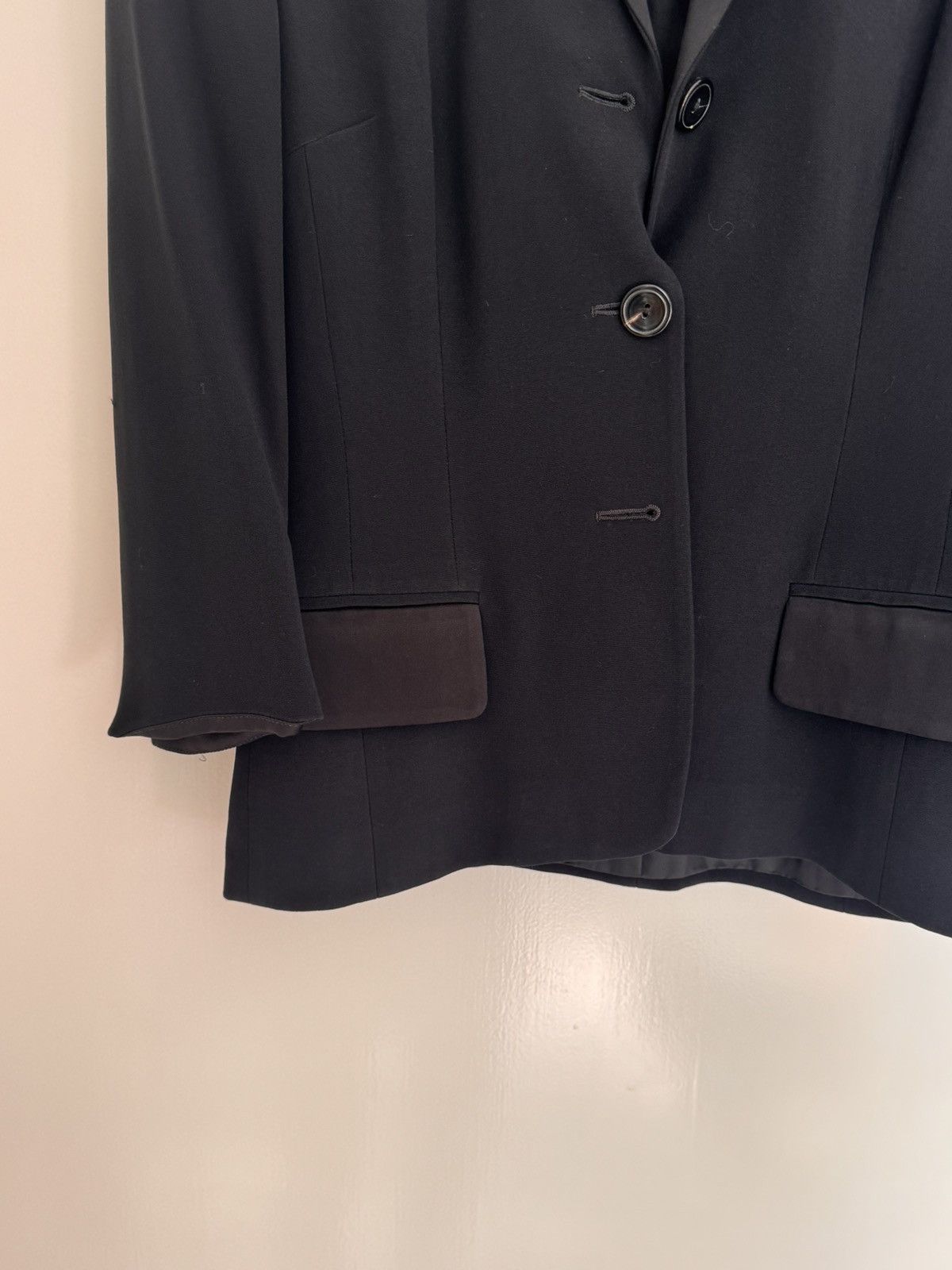 Cerruti 1881 Vintage Cerrutti 1881 Blazer Satin Detail Minimalist Size M / US 6-8 / IT 42-44 - 7 Thumbnail