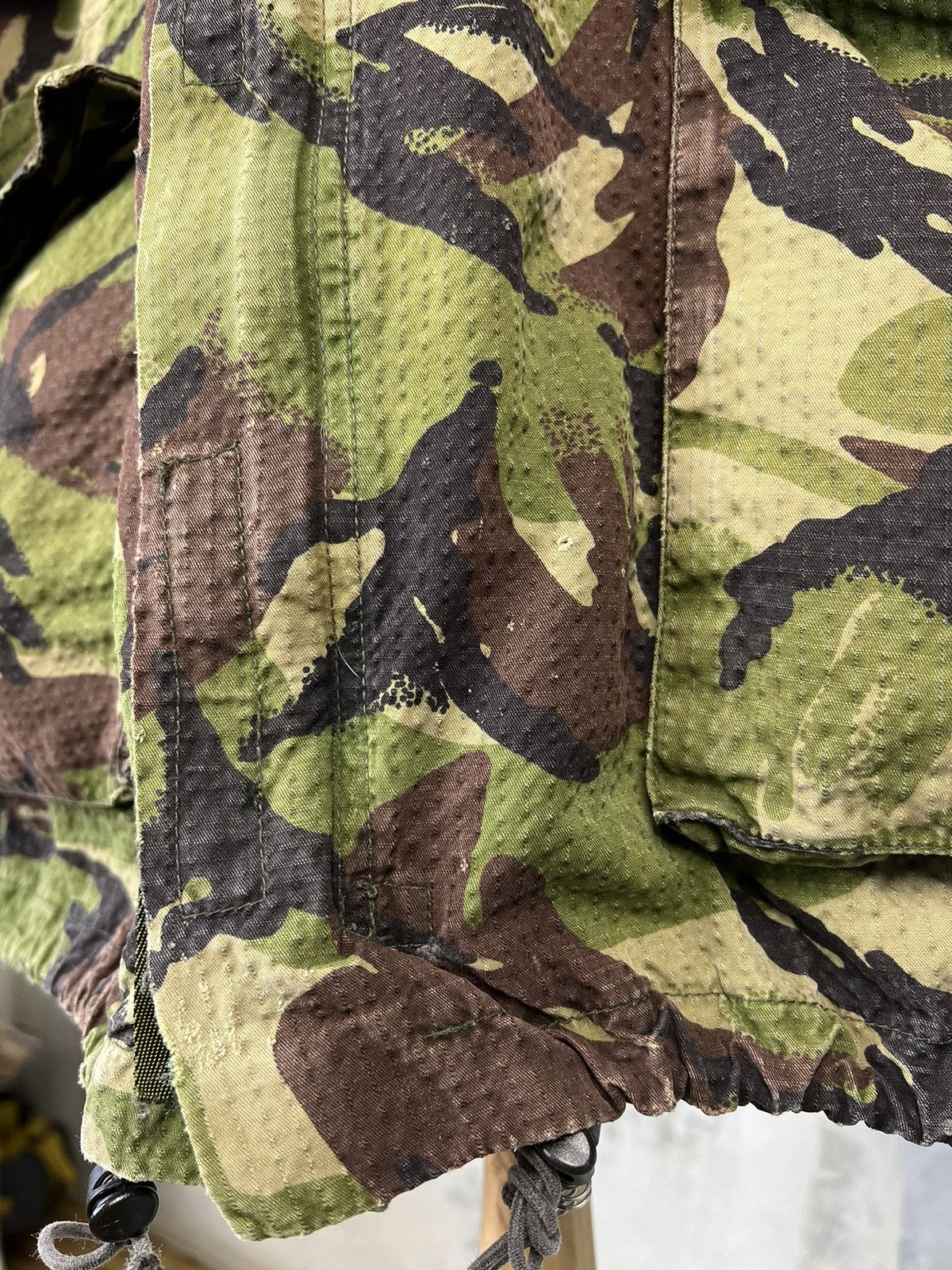 Vintage Vintage British Military Camo Jacket Size 120/112 L - XL Size US XL / EU 56 / 4 - 6 Thumbnail