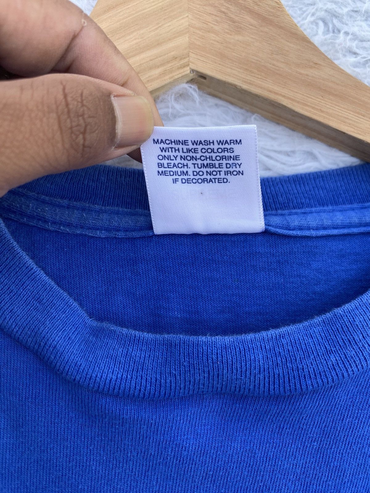 Supreme Rare 2011 Supreme Optical illusion Boxlogo Tshirt Size US M / EU 48-50 / 2 - 10 Thumbnail