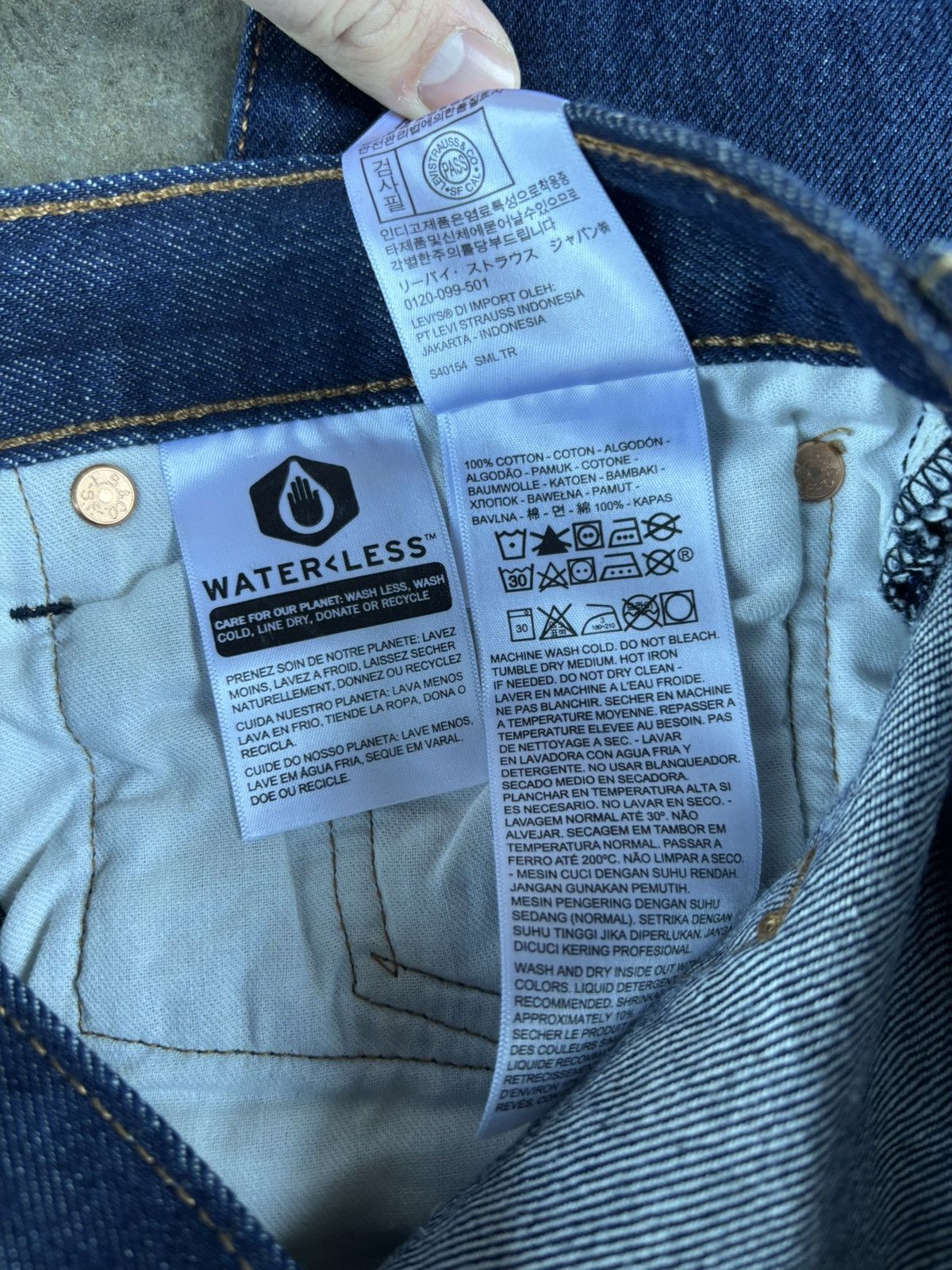 Levi's × Vintage Levi’s 501 Raw Denim Shrink-to-Fit Jeans Size US 36 / EU 52 - 5 Thumbnail