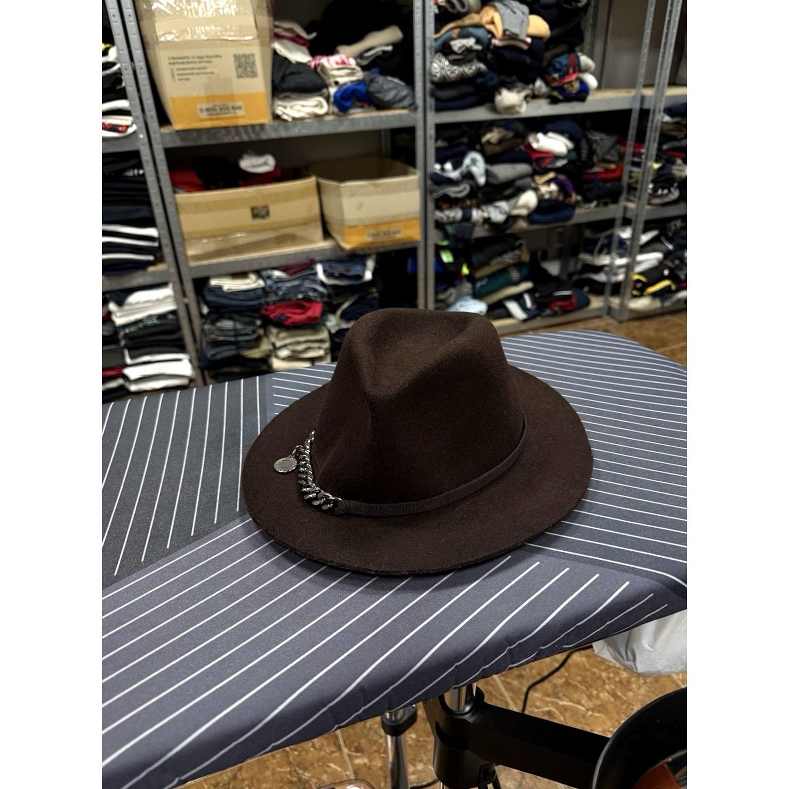 Stella McCartney VINTAGE Stella McCartney Chain-Trim Wool Felt Fedora Hat Women OS Brown Fedora Wool Felt Chain-Trim Italy New with tag Size ONE SIZE - 2 Thumbnail