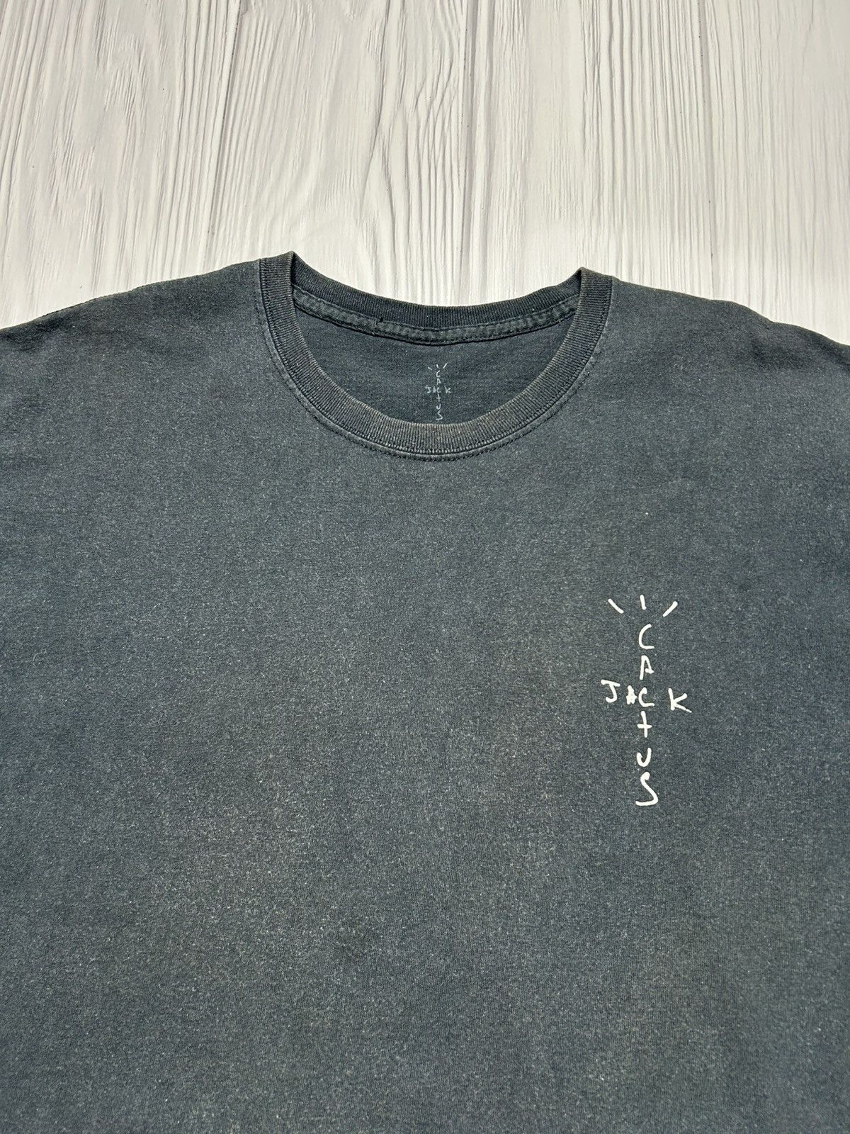 Travis Scott Cactus Jack Travis Scott Jack Boys T-Shirt Size M Size US M / EU 48-50 / 2 - 14 Thumbnail