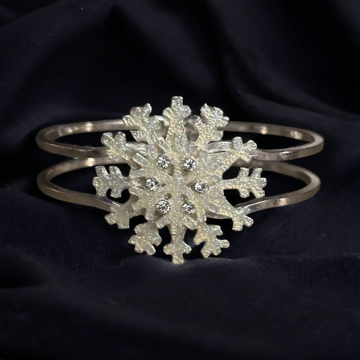 Other Frosted snowflake clamper bracelet Size ONE SIZE - 1 Thumbnail