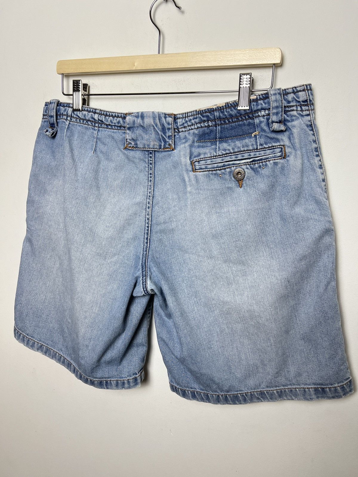 Dolce & Gabbana Dolce & Gabbana washed denim cargo shorts Size US 32 / EU 48 - 9 Thumbnail