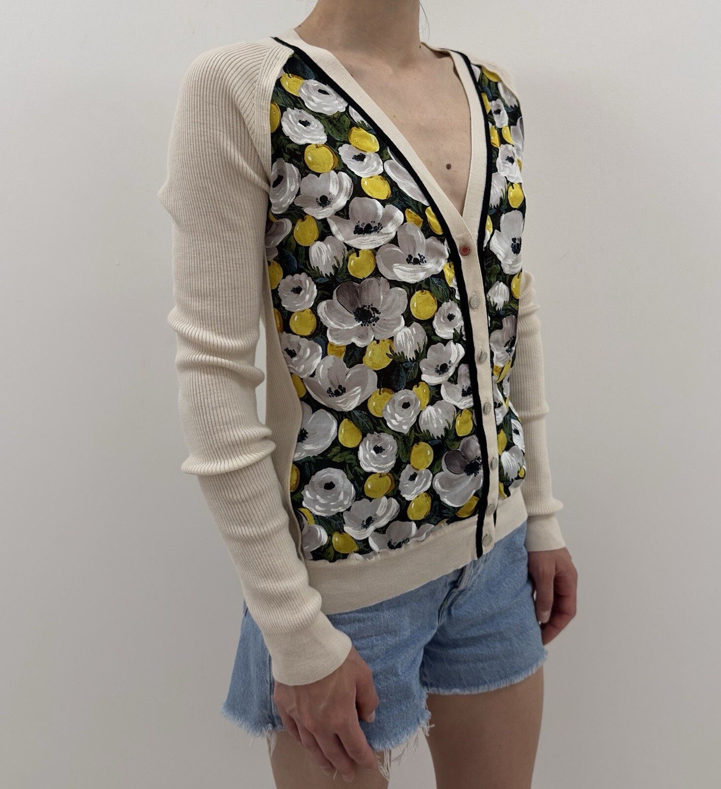 Louis Vuitton Louis Vuitton Womens Sweater Cardigan Floral Print Size S / US 4 / IT 40 - 4 Thumbnail