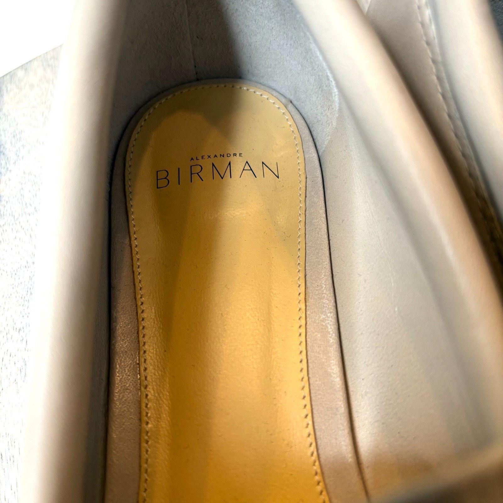 Alexandre Birman Alexandre Birman Clarita Leather Loafers Cream Flats US 7.5 Size US 7.5 / IT 37.5 - 8 Thumbnail