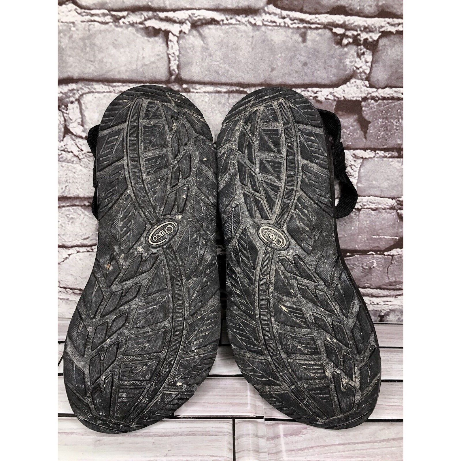 Chaco Chaco Black Synthetic Cross Strap Hiking Rubber Sole Sandals Size US 9 / EU 42 - 6 Thumbnail