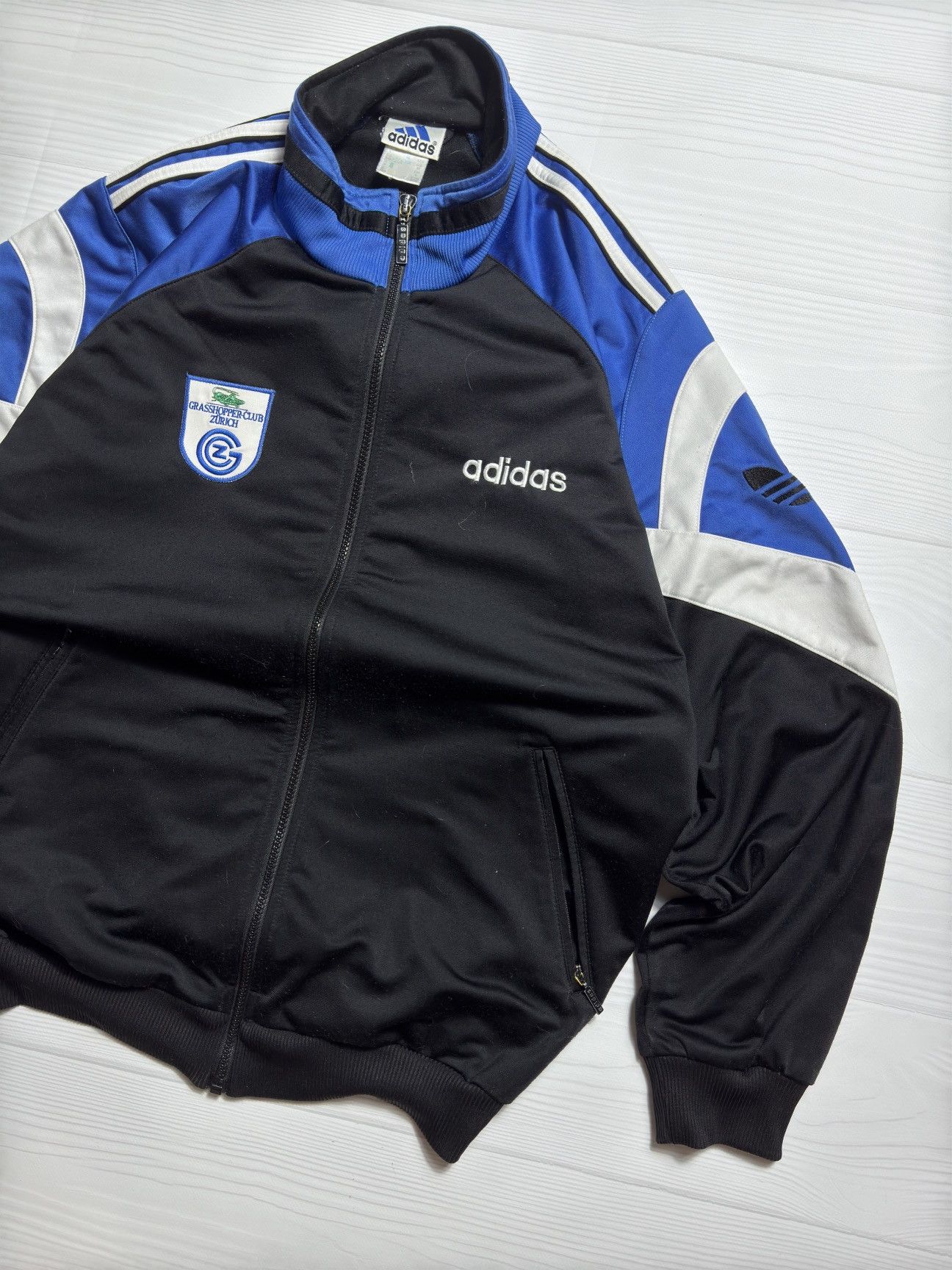 Vintage Vintage Adidas Grasshopper Club Zurich 90s Retro Jersey Size US M / EU 48-50 / 2 - 2 Thumbnail