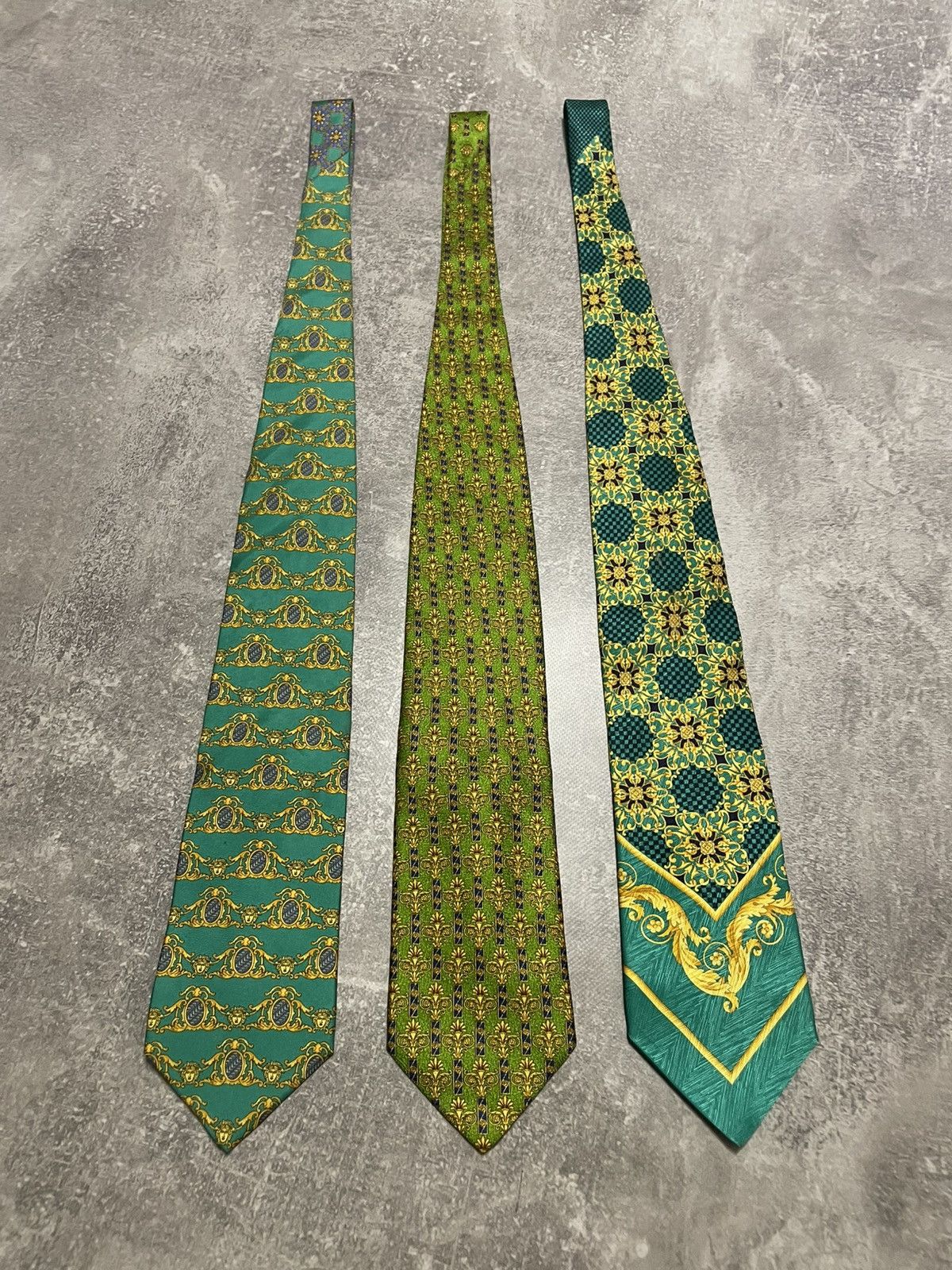 Versace x3 Vintage Gianni Versace Monogram Silk Ties Size ONE SIZE - 20 Thumbnail
