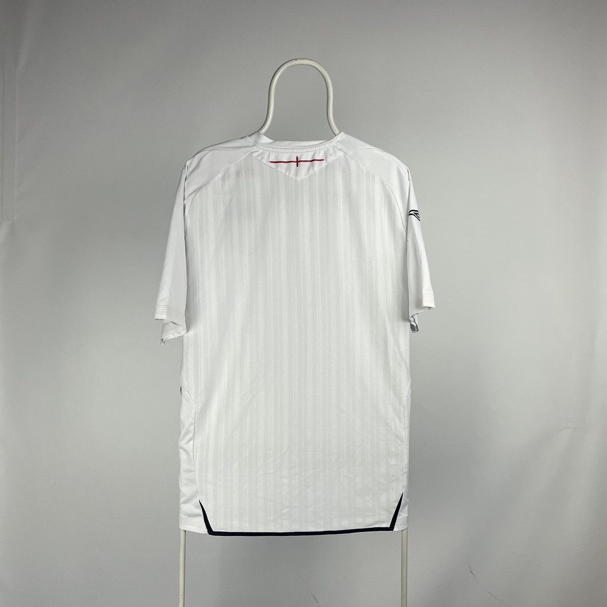 Umbro Umbro England home jersey 2007/09 size XLarge Size US XL / EU 56 / 4 - 2 Thumbnail