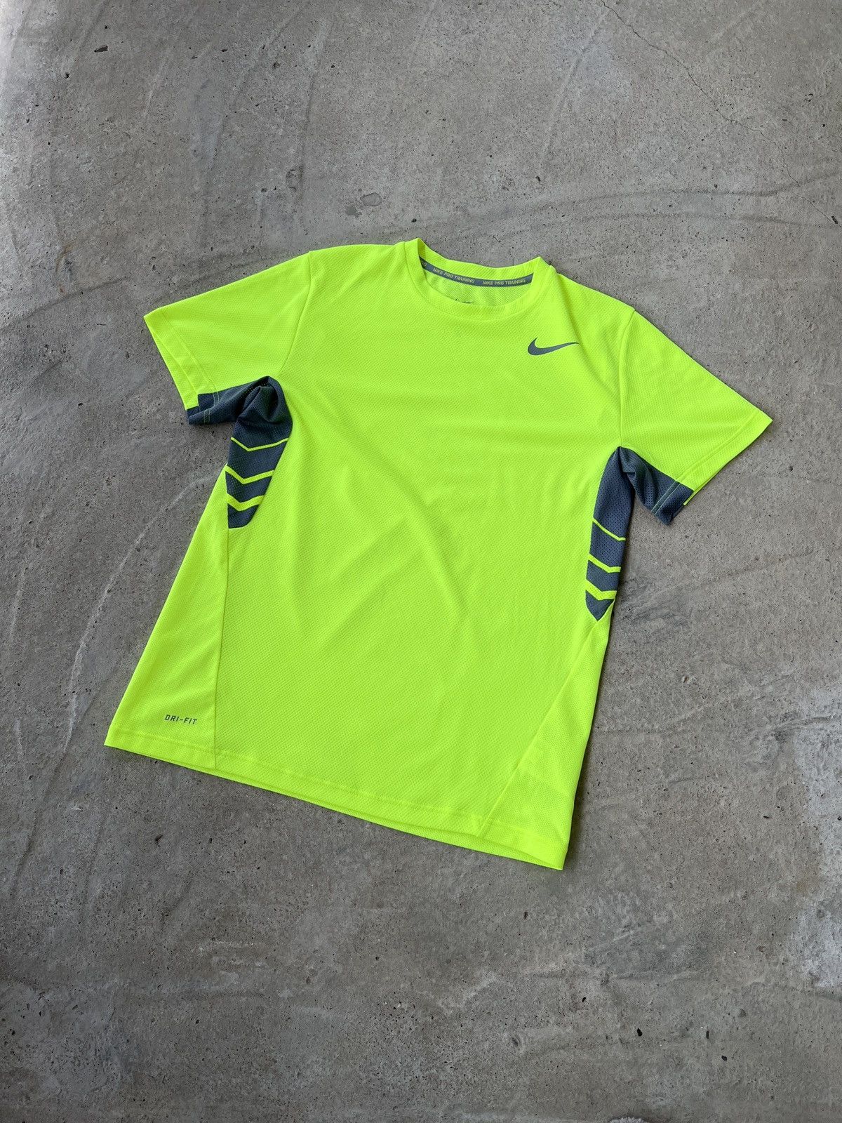 Nike Nike Pro Running Tee Size US L / EU 52-54 / 3 - 1 Thumbnail