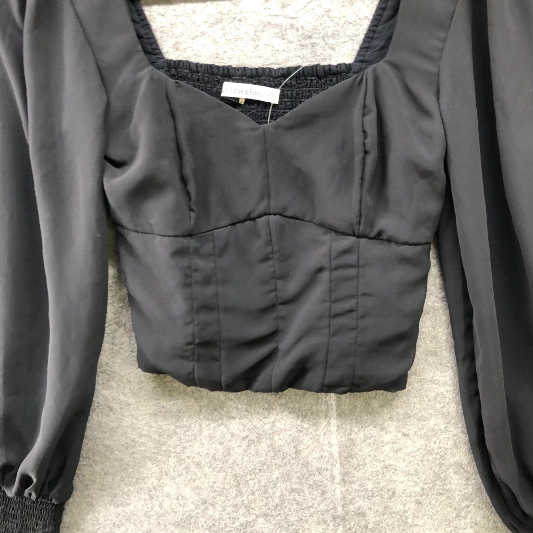 Abercrombie & Fitch Abercrombie & Fitch Cropped Sweetheart Neck Top Womens XS Black Balloon Sleeve Size XS / US 0-2 / IT 36-38 - 4 Thumbnail