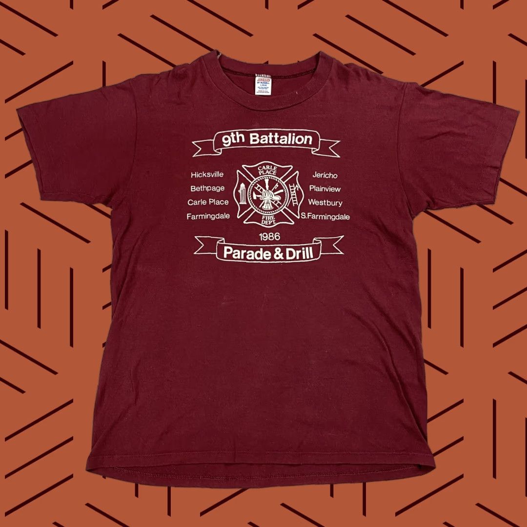 Vintage VINTAGE 1986 JERZEES BY RUSSELL NEW YORK FIRE DRILL T-SHIRT MAROON L Men Size US L / EU 52-54 / 3 - 1 Thumbnail
