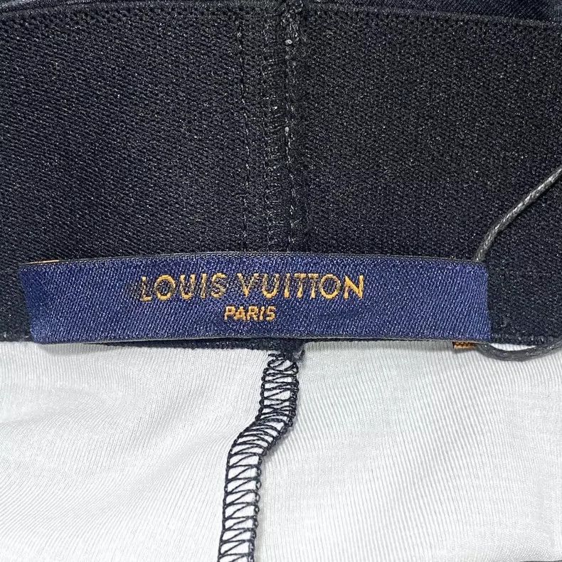 Louis Vuitton Louis Vuitton Louis Vuitton Printed Tight Fitness Pants-25 Size US 26 / EU 42 - 4 Thumbnail