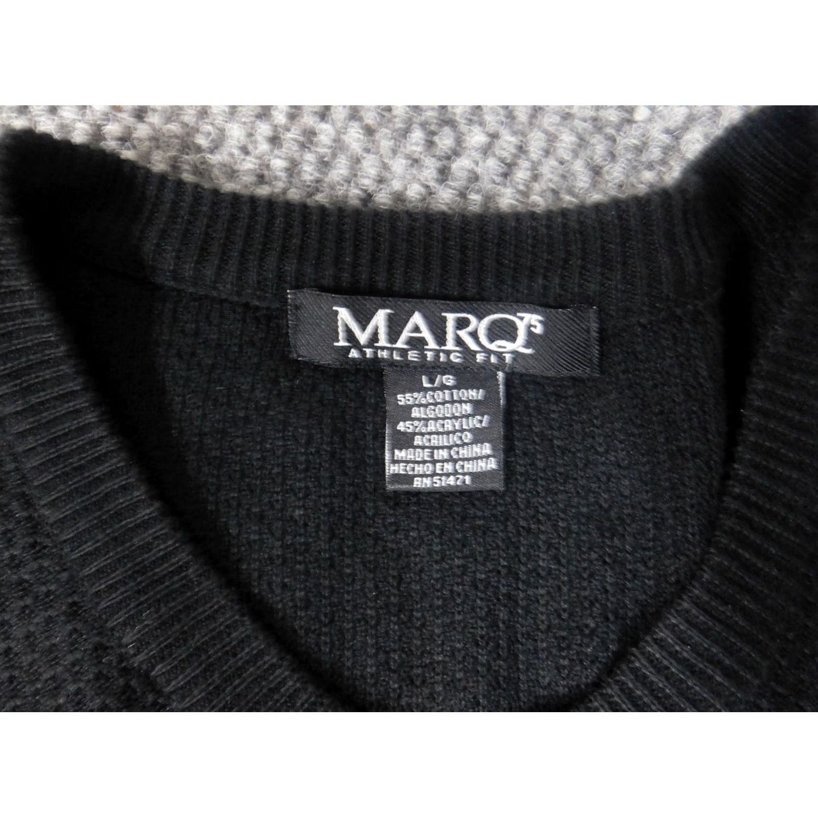 Vintage Marq75 Mens Sweater L black V-Neck Pullover Athletic Fit Elbow Patch Knit Shirt Size US L / EU 52-54 / 3 - 5 Thumbnail