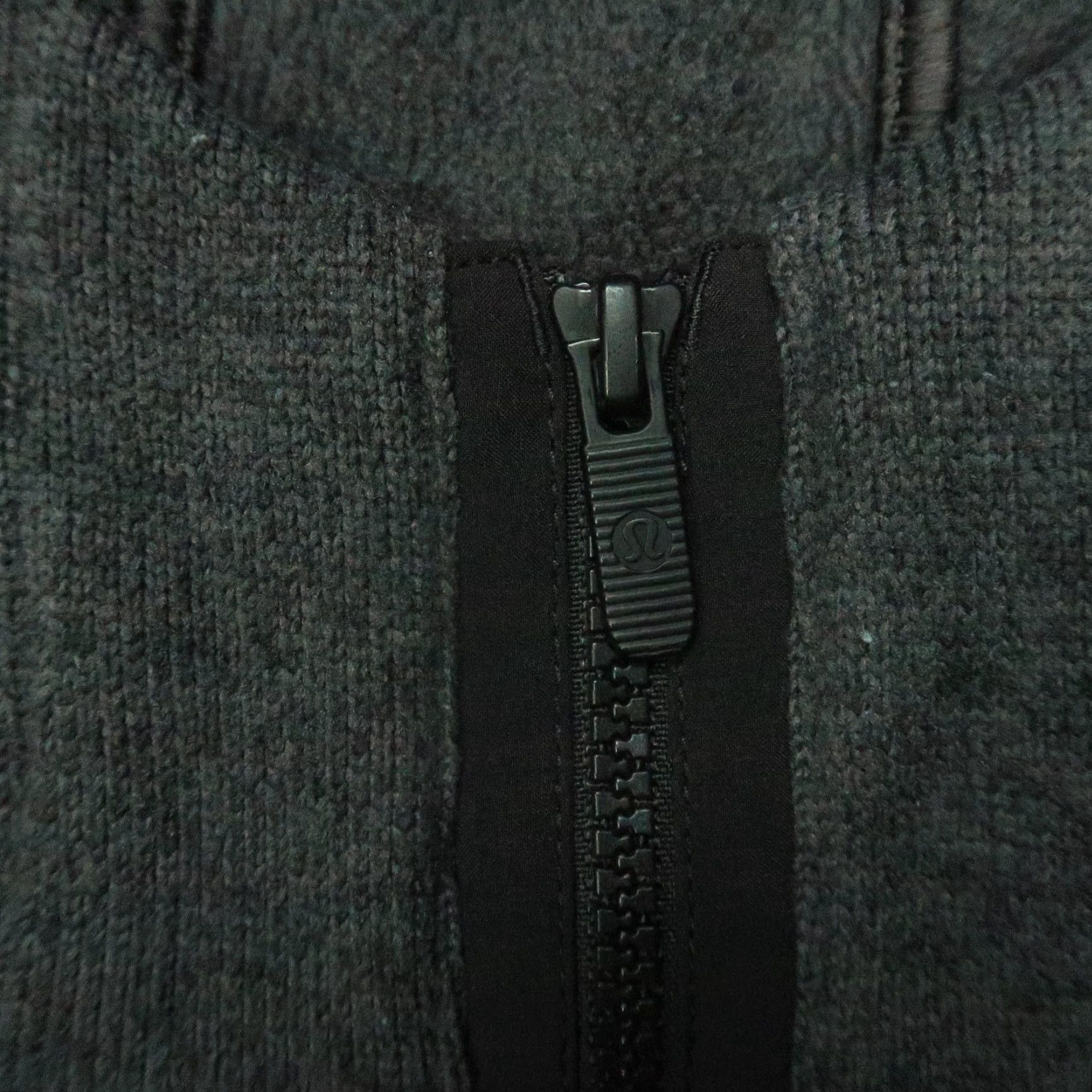 Lululemon Lululemon Hoodie Women 6 Gray Its Fleecing Cold Quarter Zip Pockets Pullover Size M / US 6-8 / IT 42-44 - 3 Thumbnail