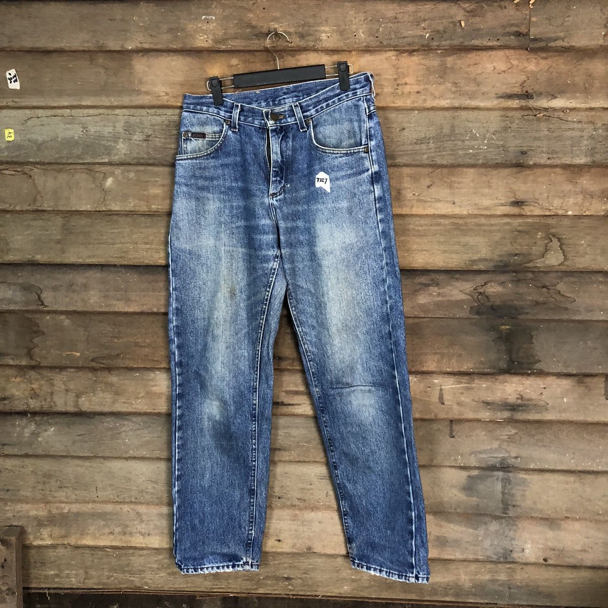 Lee Lee Blue Distressed Denim jeans vintage Pants #7327 Size US 28 / EU 44 - 1 Thumbnail