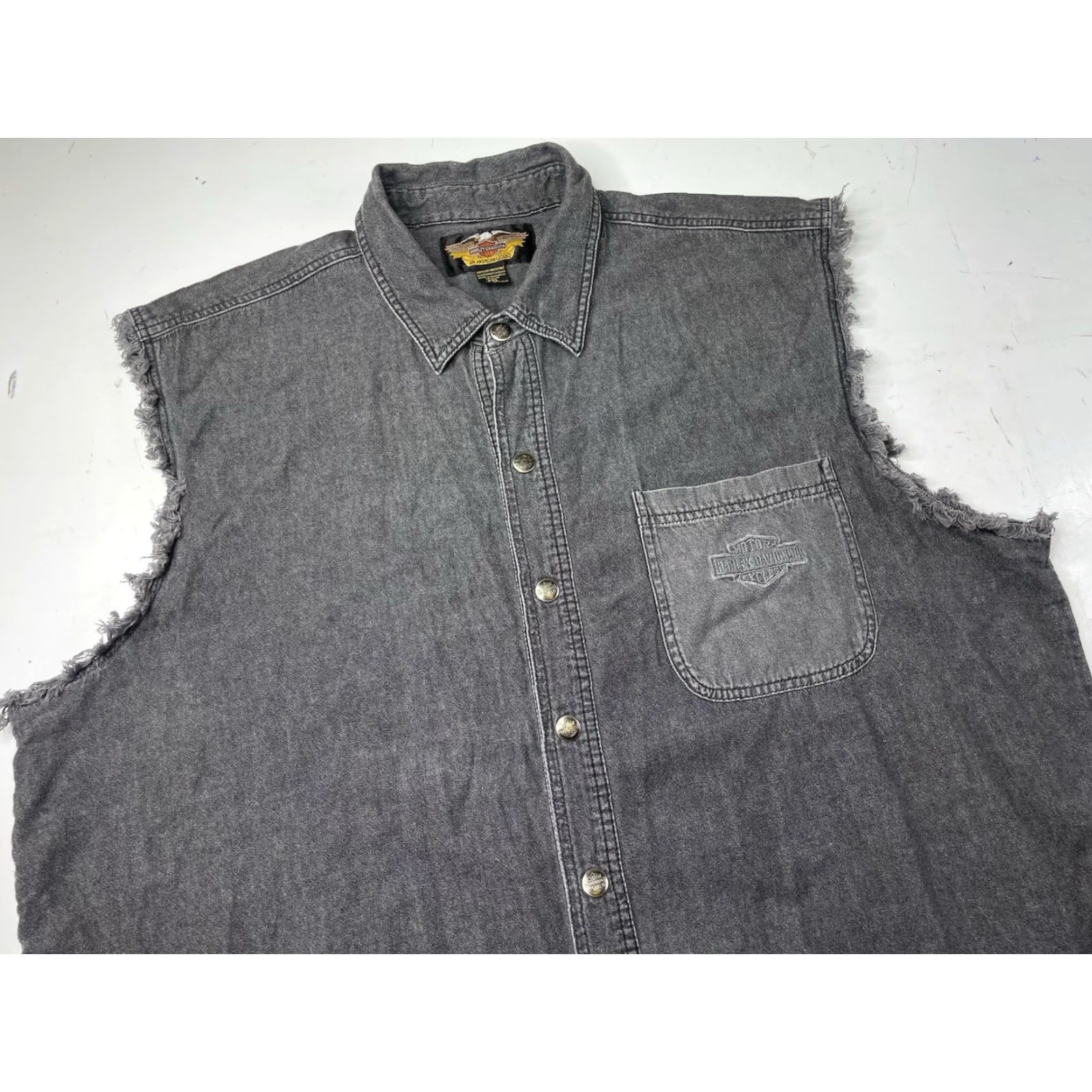 Harley Davidson VINTAGE Harley-Davidson Mens XXL Shirt Sleeveless Snap Buttons Biker Gray Motor Size US XXL / EU 58 / 5 - 2 Thumbnail