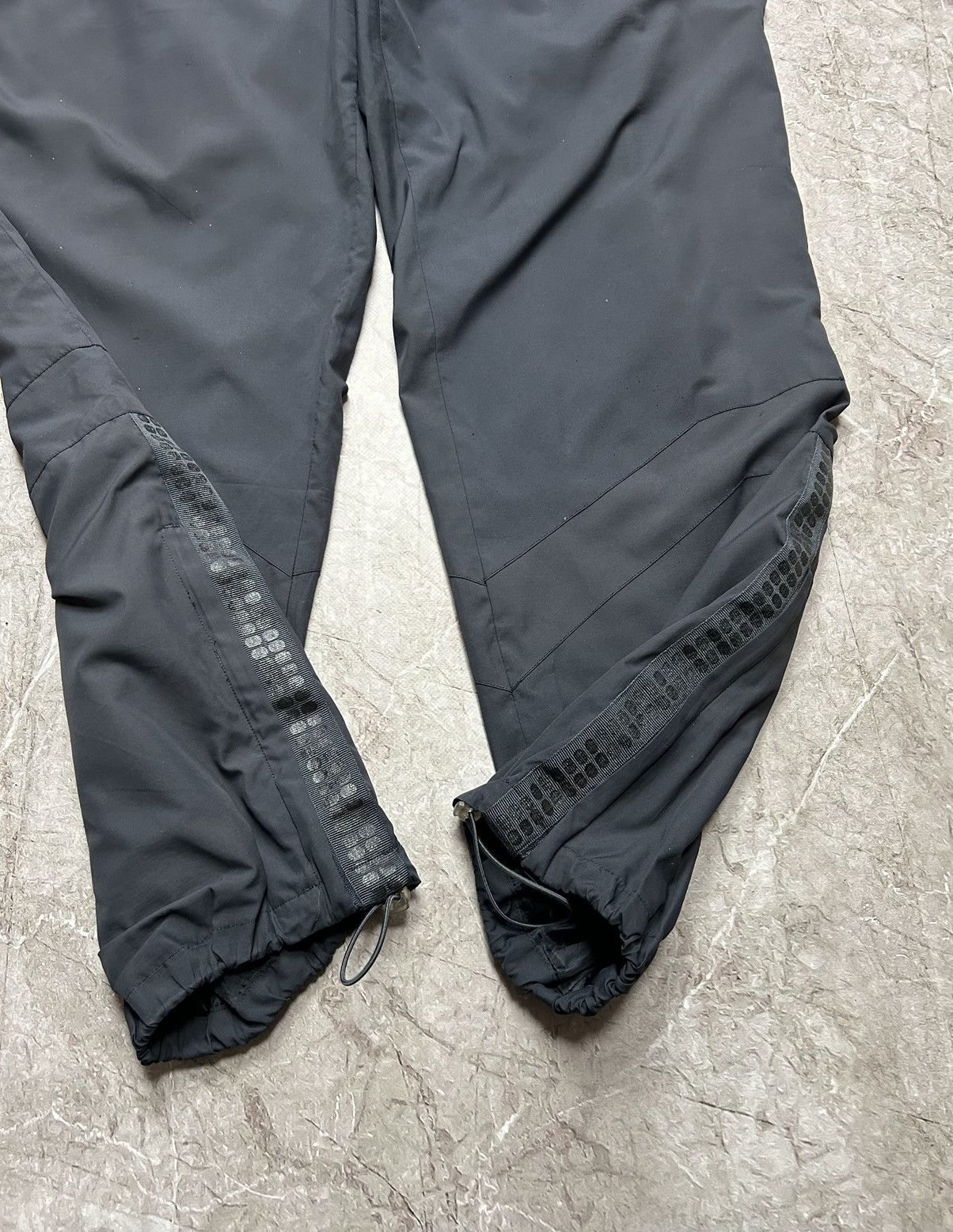 Nike × Vintage Vintage Nike Nylon Y2K Track Pants Size US 33 - 12 Thumbnail