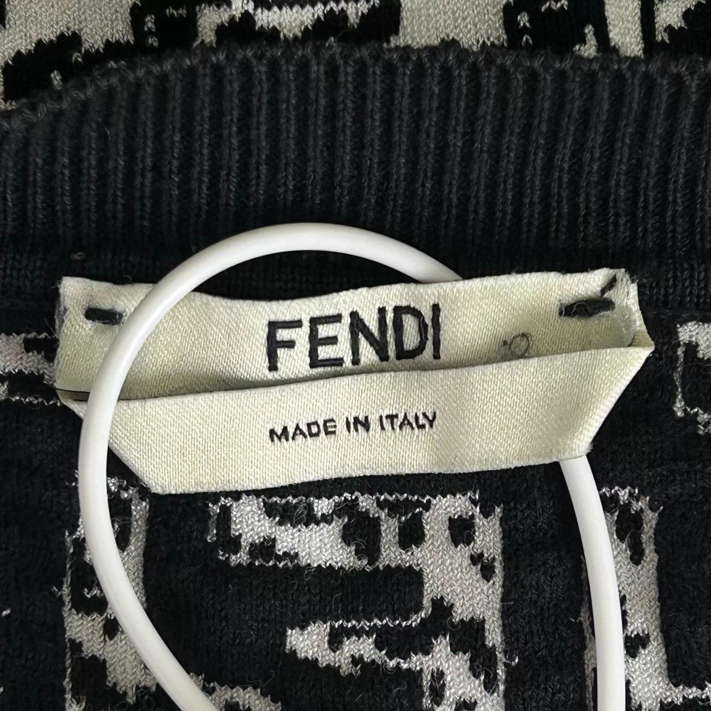 Fendi FENDI Logo All Over Knit Short Sleeve T-Shirt Women's 38 New Size XS / US 0-2 / IT 36-38 - 3 Thumbnail