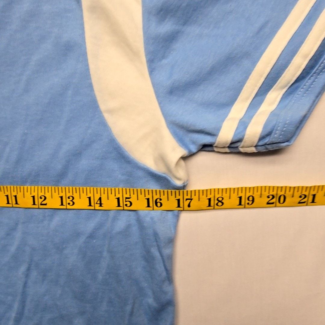 Vintage Vintage Montana Graphic Tee Le Riche Blue White L Shirt Size L / US 10 / IT 46 - 8 Thumbnail