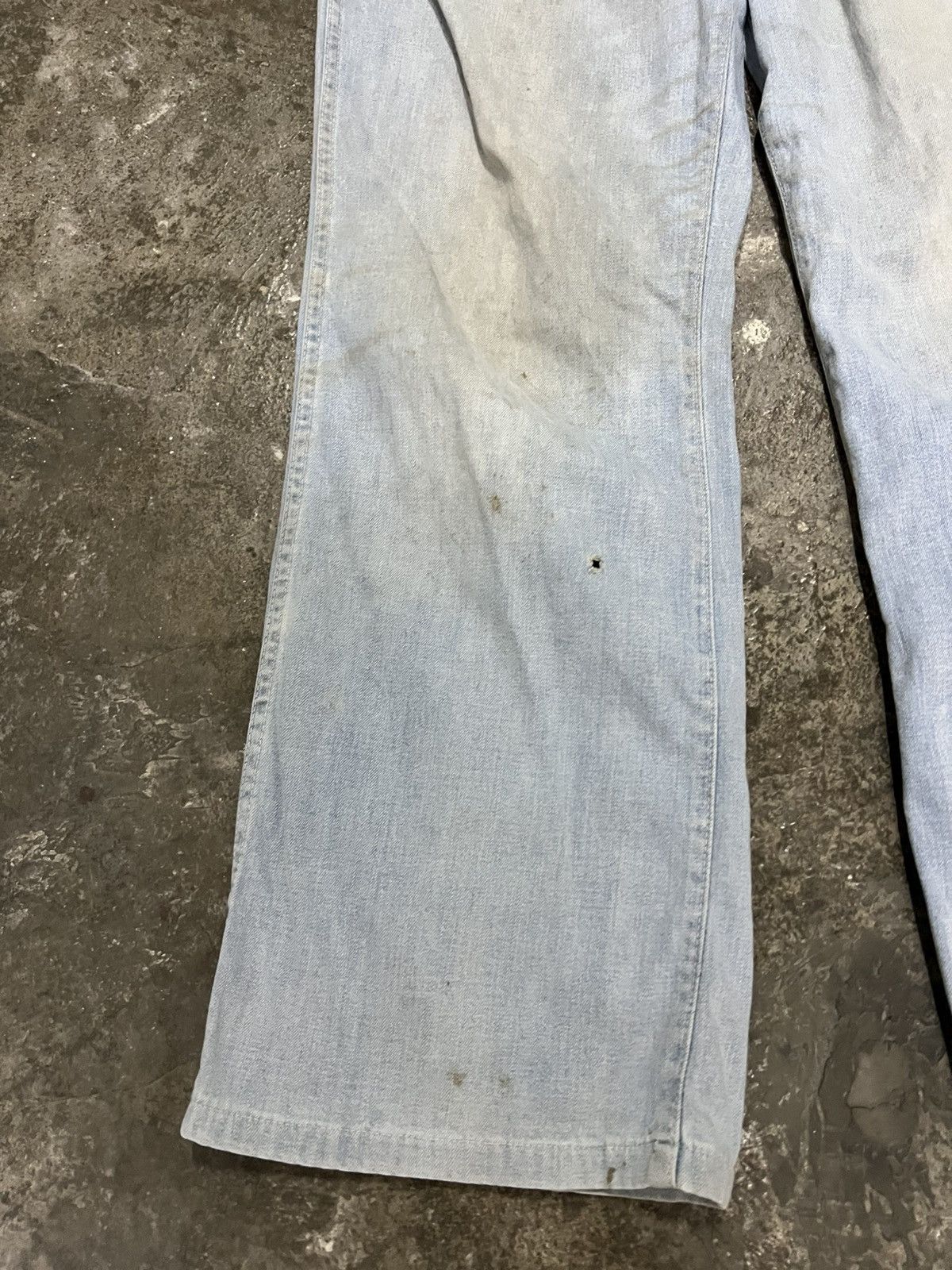 Edwin 💥Baggy💥Vintage 80’s Edwin Light Wash Distress Jean Size US 32 / EU 48 - 4 Thumbnail
