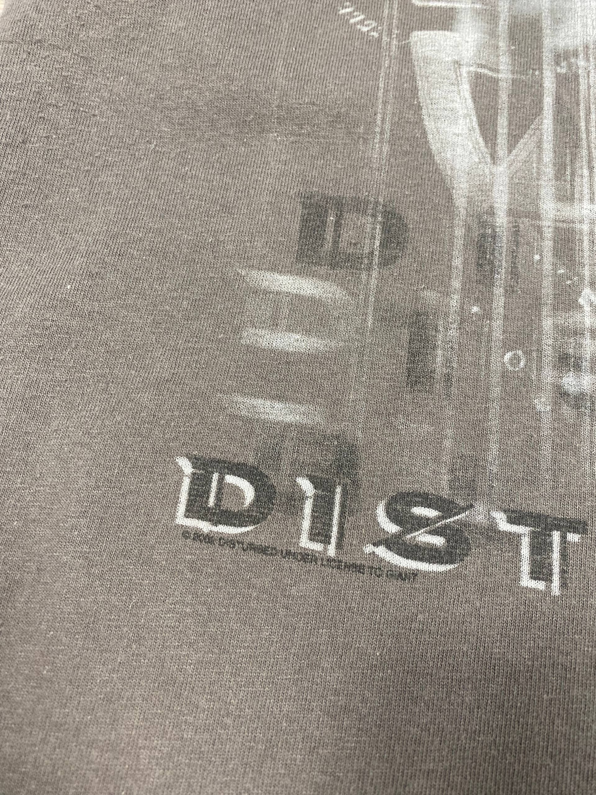 Band Tees Disturbed Vintage Band Tee 2002 Size US M / EU 48-50 / 2 - 4 Thumbnail