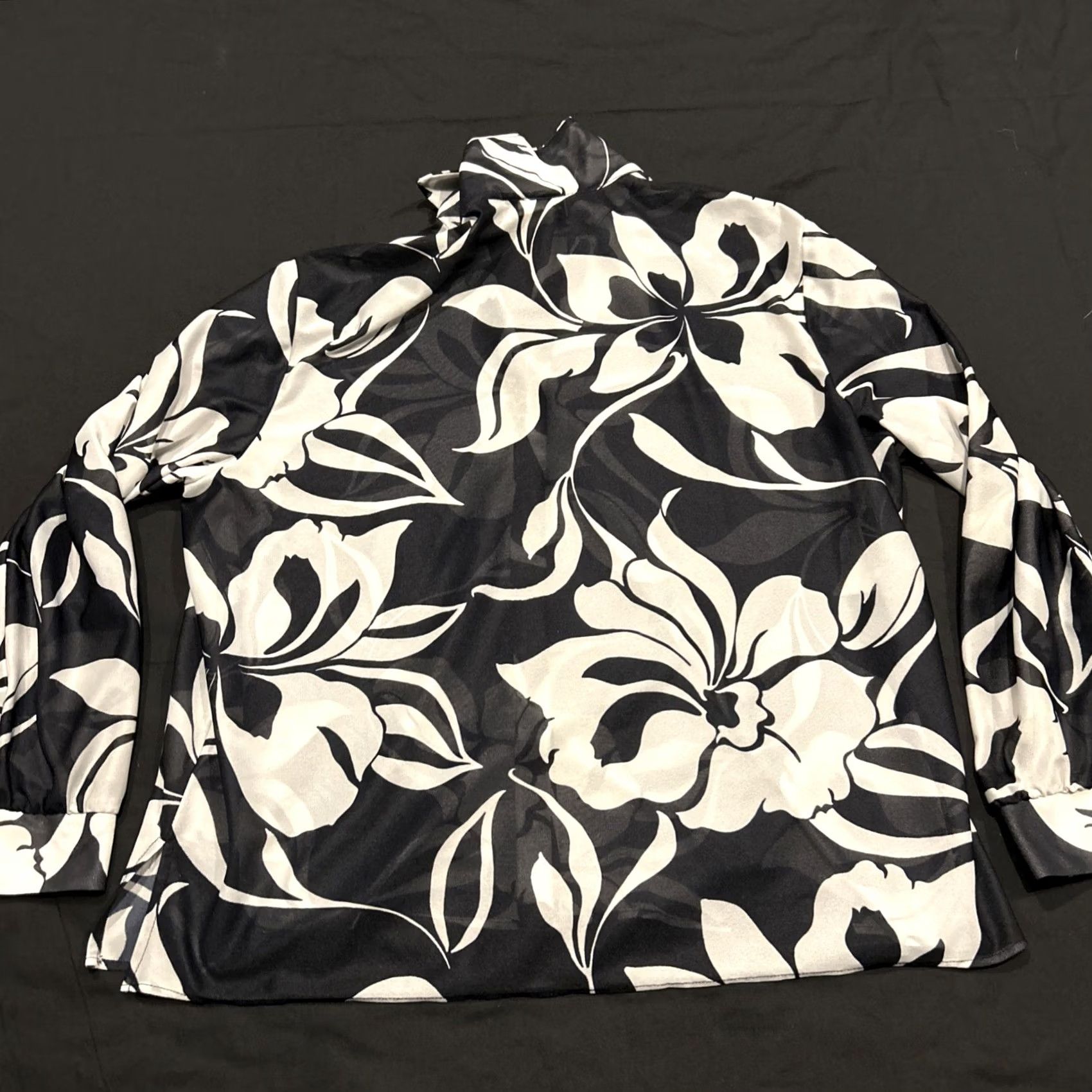 Vintage Vintage Michele Michelle Black Floral Long Sleeve Button Up Blouse XL B27 Size XL / US 12-14 / IT 48-50 - 4 Thumbnail