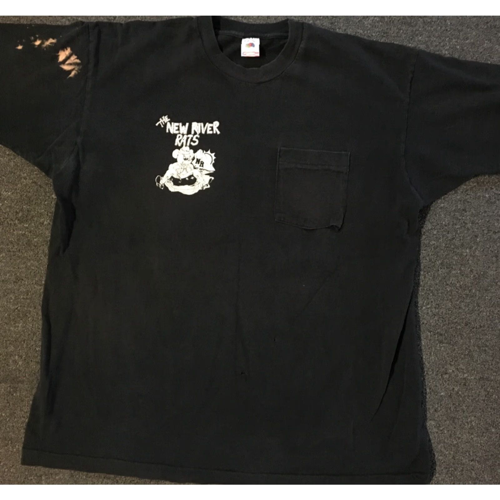 Fruit Of The Loom VINTAGE 90s Arizona River Rats Faded Distress Shirt XXL Black USA Grunge Single Stitch Pocket Tee Mens T-Shirt Size US XXL / EU 58 / 5 - 2 Thumbnail