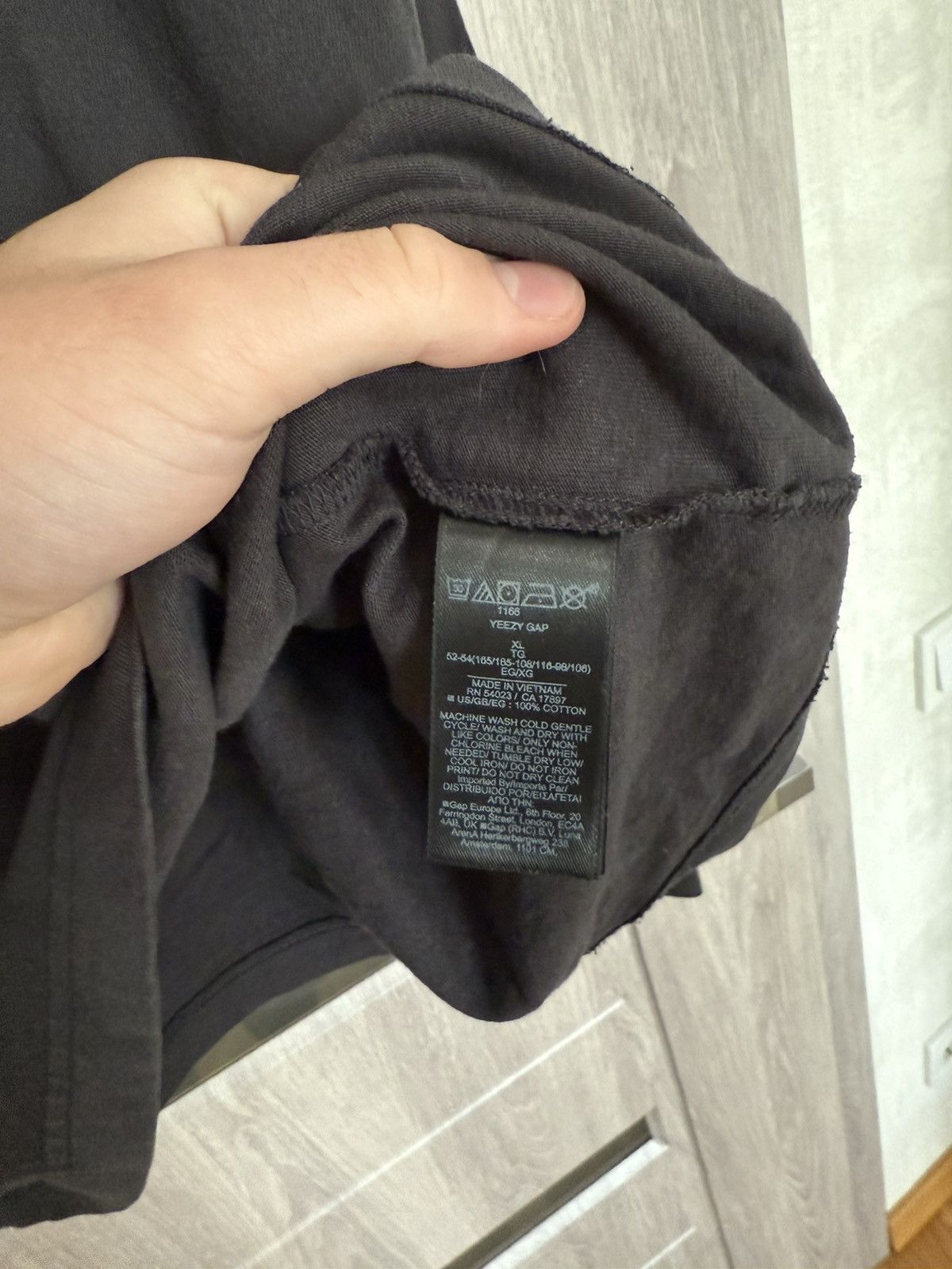 Gap YEEZY YZY GAP LONG SLEEVE SHIRT UNRELEASED 2024 Size US XL / EU 56 / 4 - 4 Thumbnail