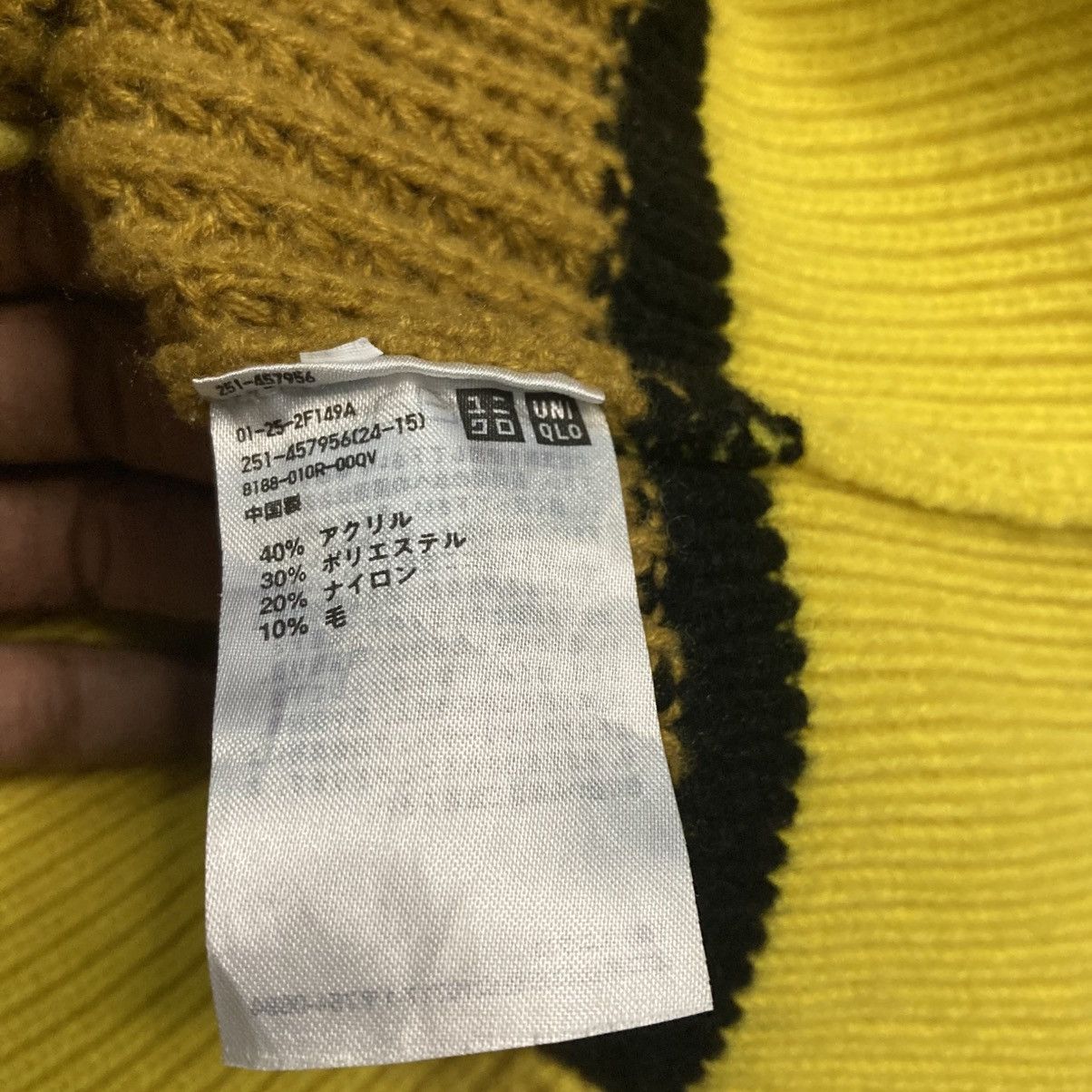 Japanese Brand Uniqlo x Marni Popcorn Knitted V Neck Sweater Size US M / EU 48-50 / 2 - 8 Thumbnail