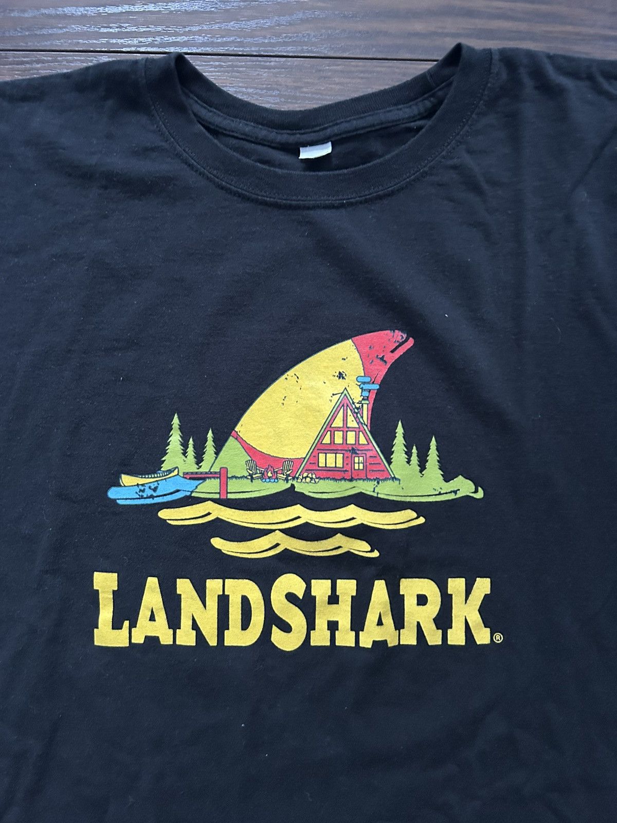 Hanes Landshark Island Graphic T-Shirt Black Size US L / EU 52-54 / 3 - 3 Thumbnail