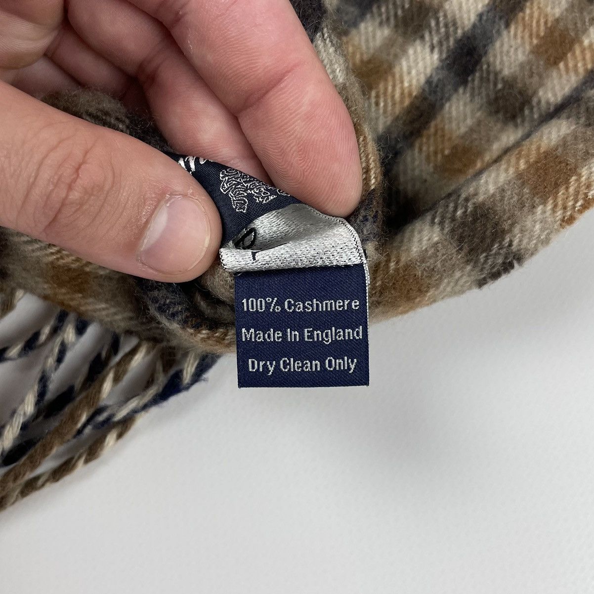 Aquascutum Aquascutum Vintage Cashmere Scarf Size ONE SIZE - 8 Thumbnail