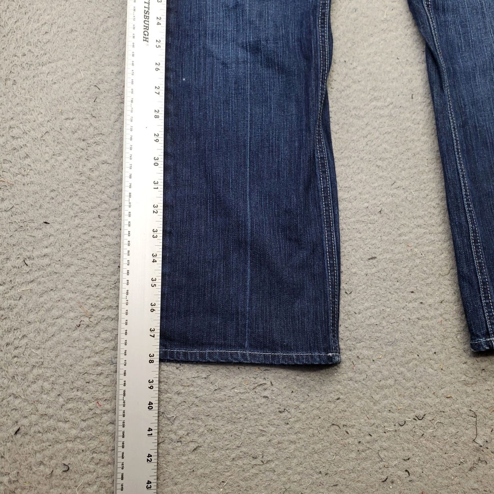 Vintage New York & Company Jeans Womens 14P Petite Blue Denim Straight Stretch Whiskered 5-Pocket Design Regular Waist 28.5 Inseam 38" Outseam Size 36" / US 14 / IT 50 - 3 Thumbnail
