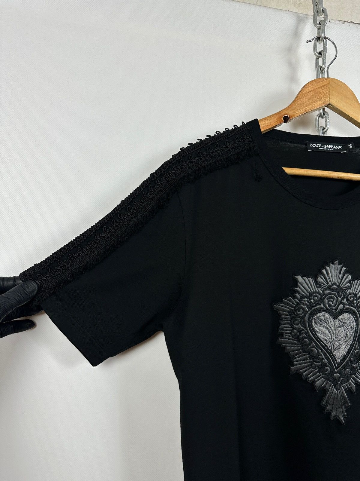Dolce & Gabbana Dolce & Gabbana Black Sacred Heart Fringe Trim T-Shirt Size US M / EU 48-50 / 2 - 10 Thumbnail