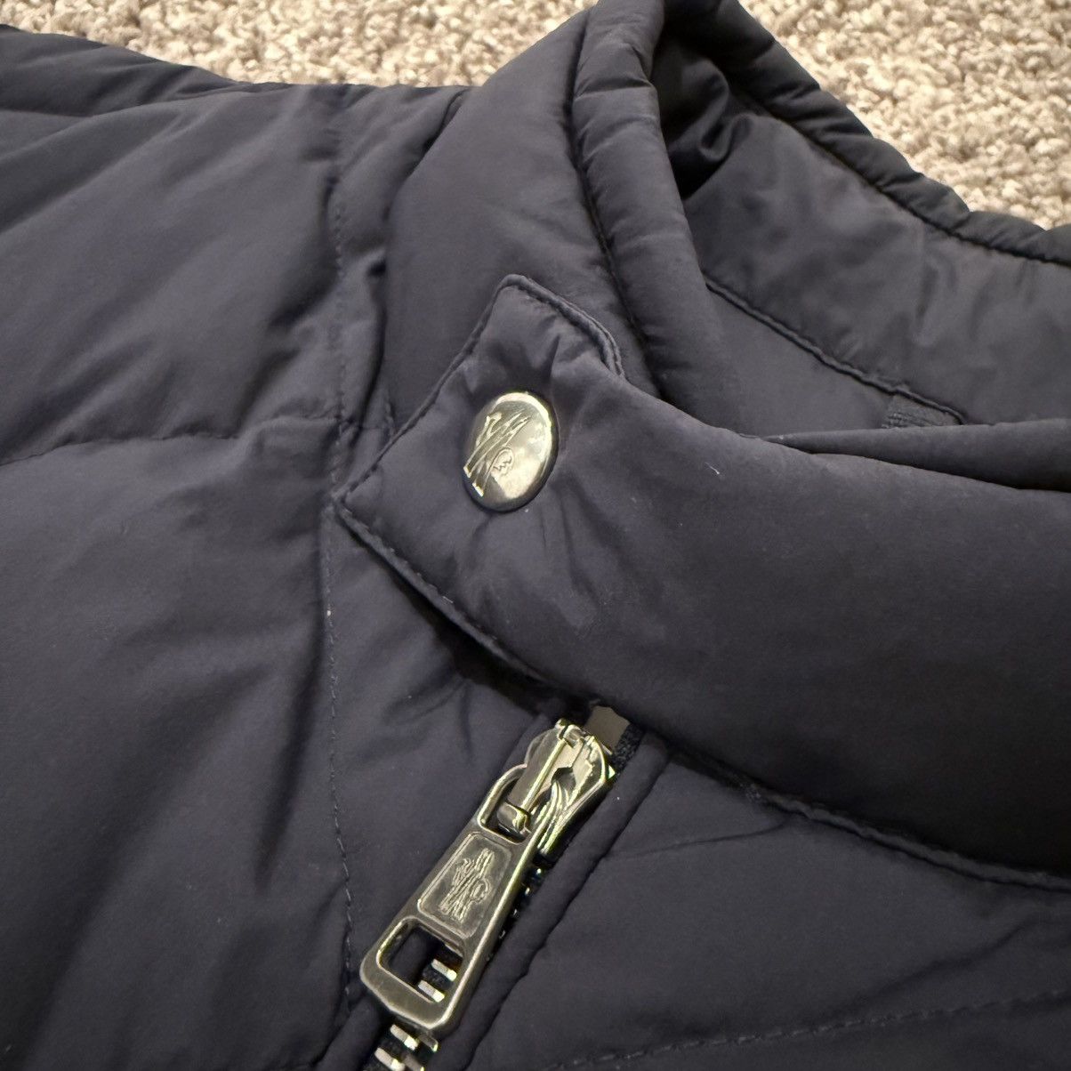 Moncler Moncler ‘choquart’ jacket black label size 3 navy logo Size US M / EU 48-50 / 2 - 3 Thumbnail