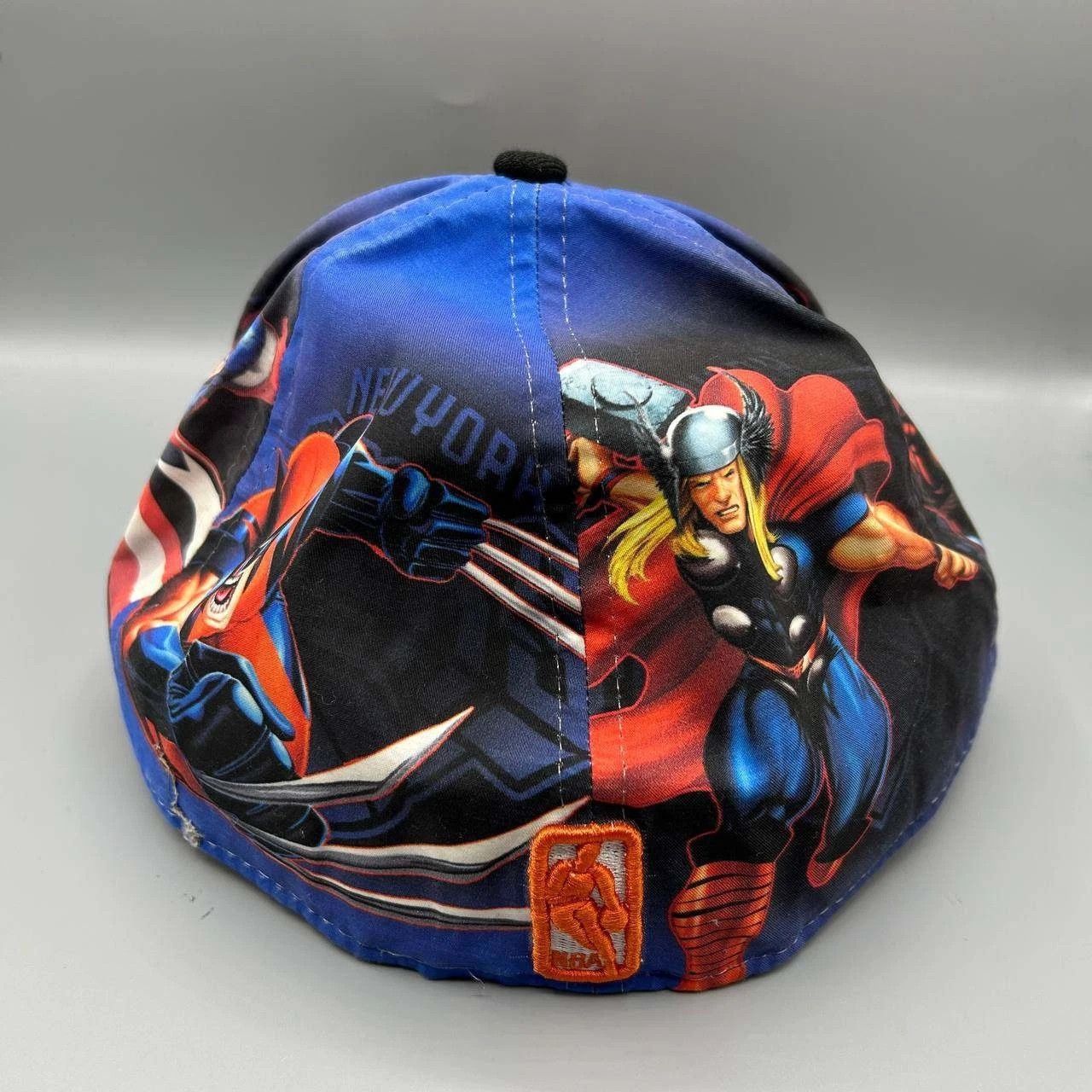 New Era New York Knicks x Marvel Spiderman Scape Hat 7 7/8 Fitted Size ONE SIZE - 3 Thumbnail