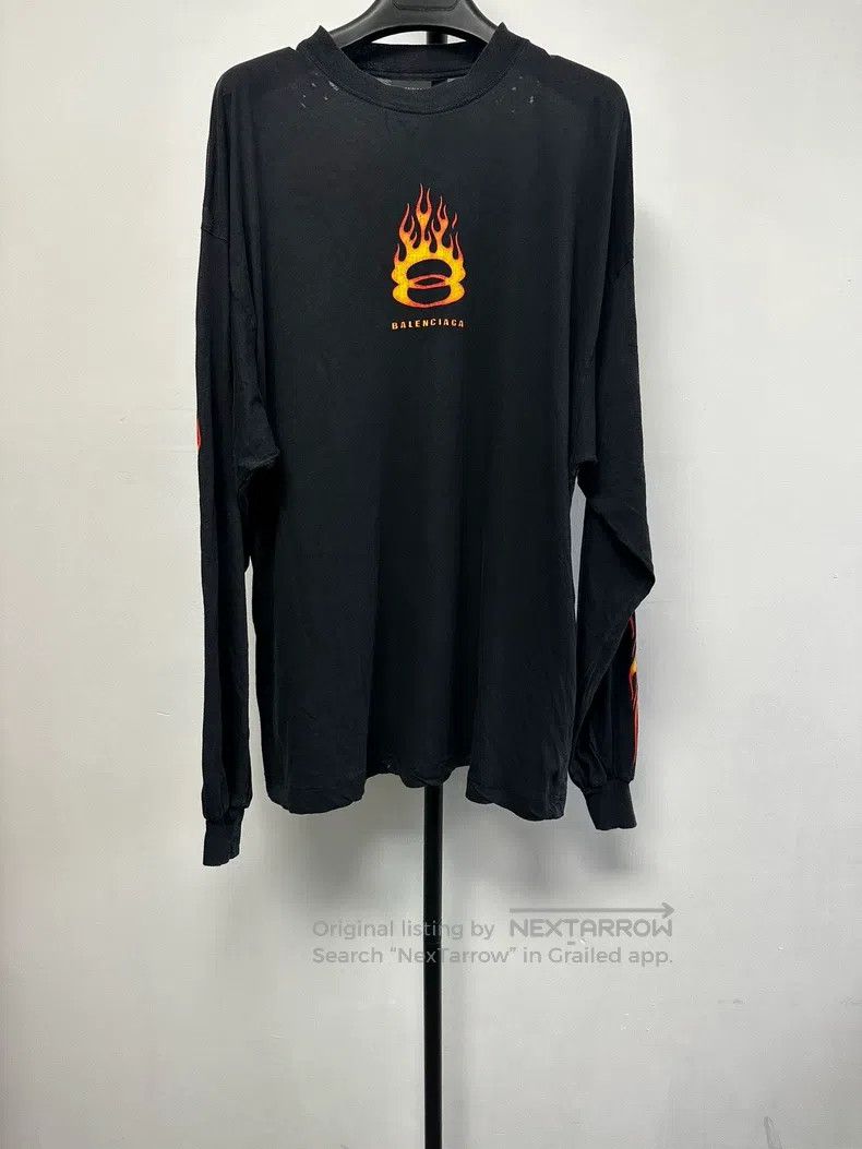 Balenciaga Balenciaga Round Neck Long Sleeve Flame Printed T-Shirt Size US S / EU 44-46 / 1 - 1 Thumbnail