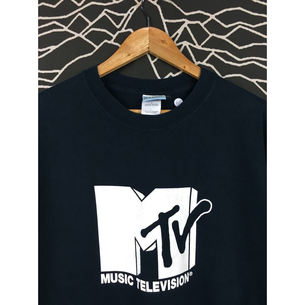Mtv × Vintage Vtg 2006 The MTV Store MTV Music Television Big Logo Tee Size US L / EU 52-54 / 3 - 3 Thumbnail