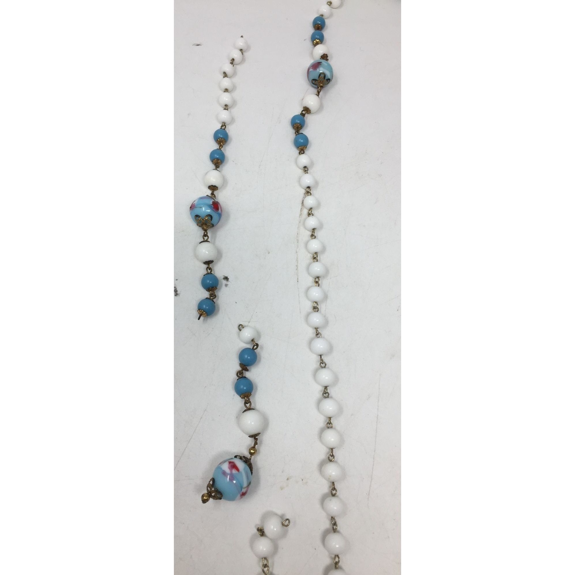 Other Women's Blue and White Beaded Necklace and Extra Beads/Piece Size ONE SIZE - 4 Thumbnail