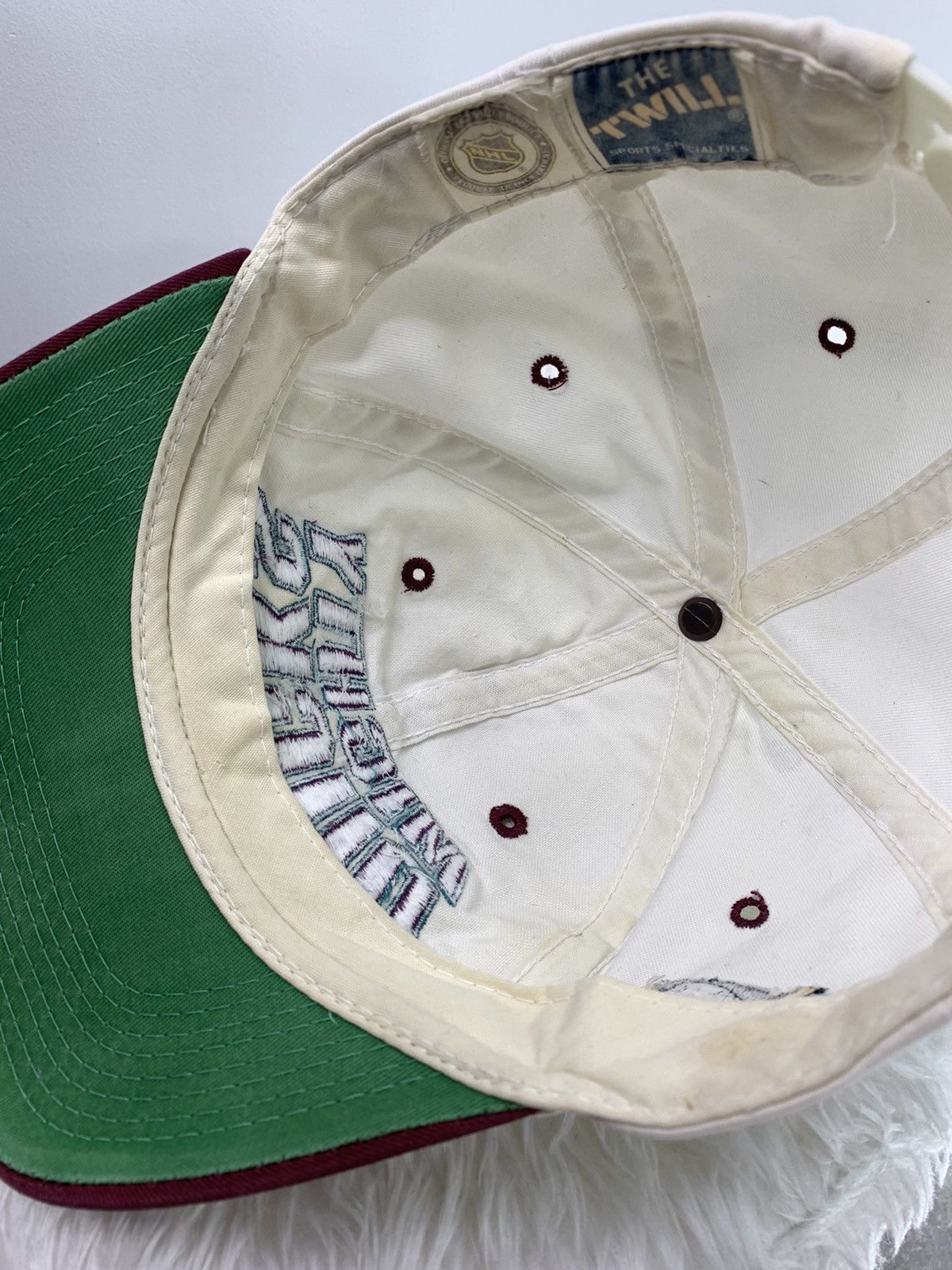 NHL Vintage NHL Anaheim Mighty Ducks Logo Snapback Hat Cap Size ONE SIZE - 13 Thumbnail