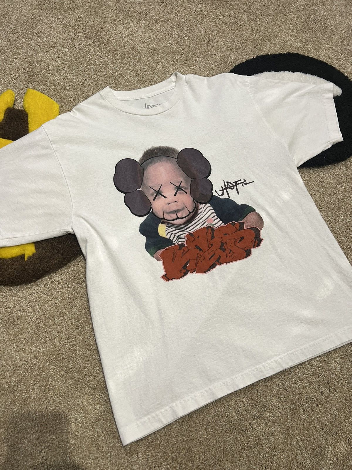 Kaws Kaws Travis Scott Utopia T Shirt Size US L / EU 52-54 / 3 - 2 Thumbnail